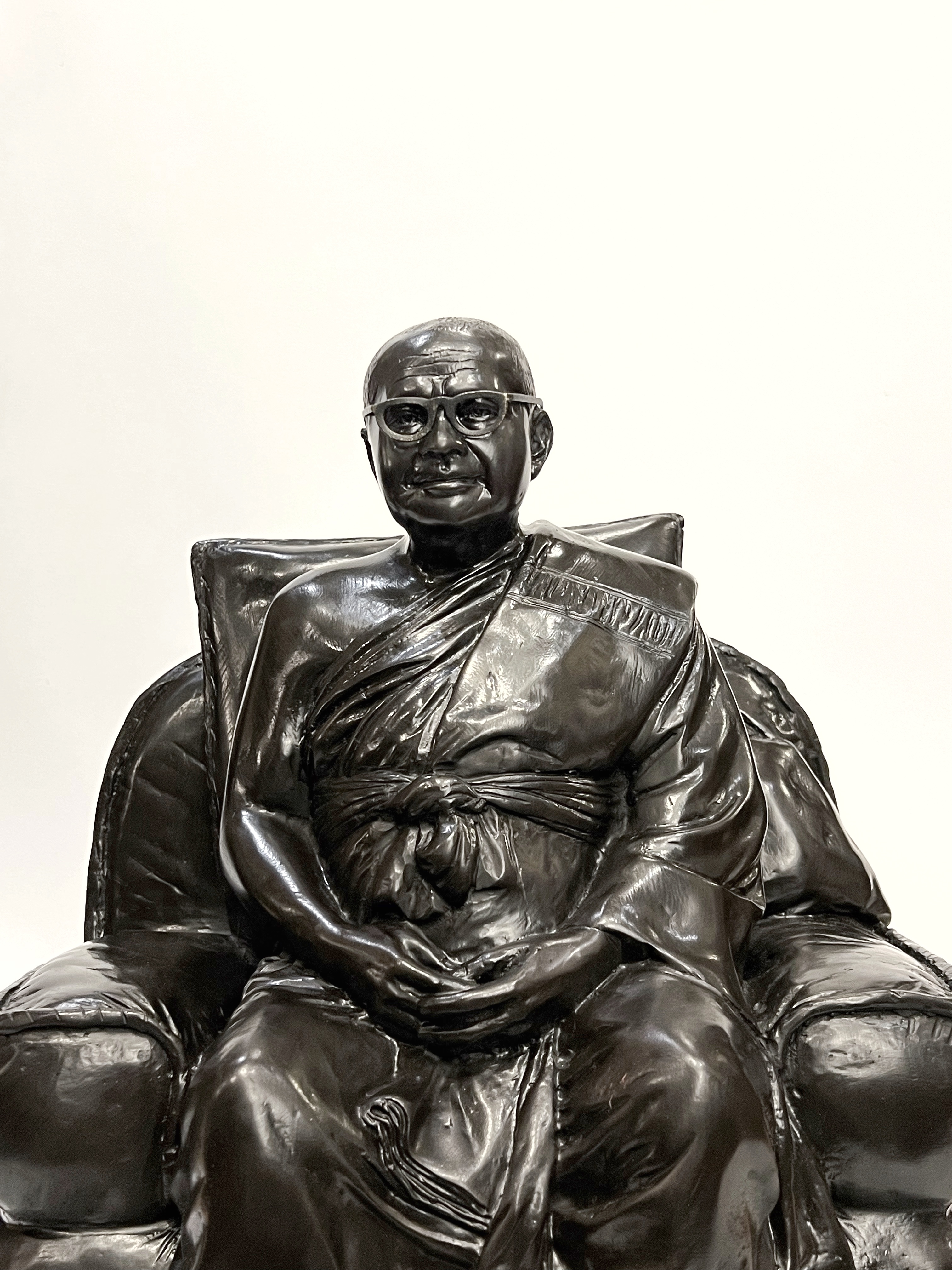 หลวงพ่อฤาษีลิงดำ หน้าตัก 9 นิ้ว