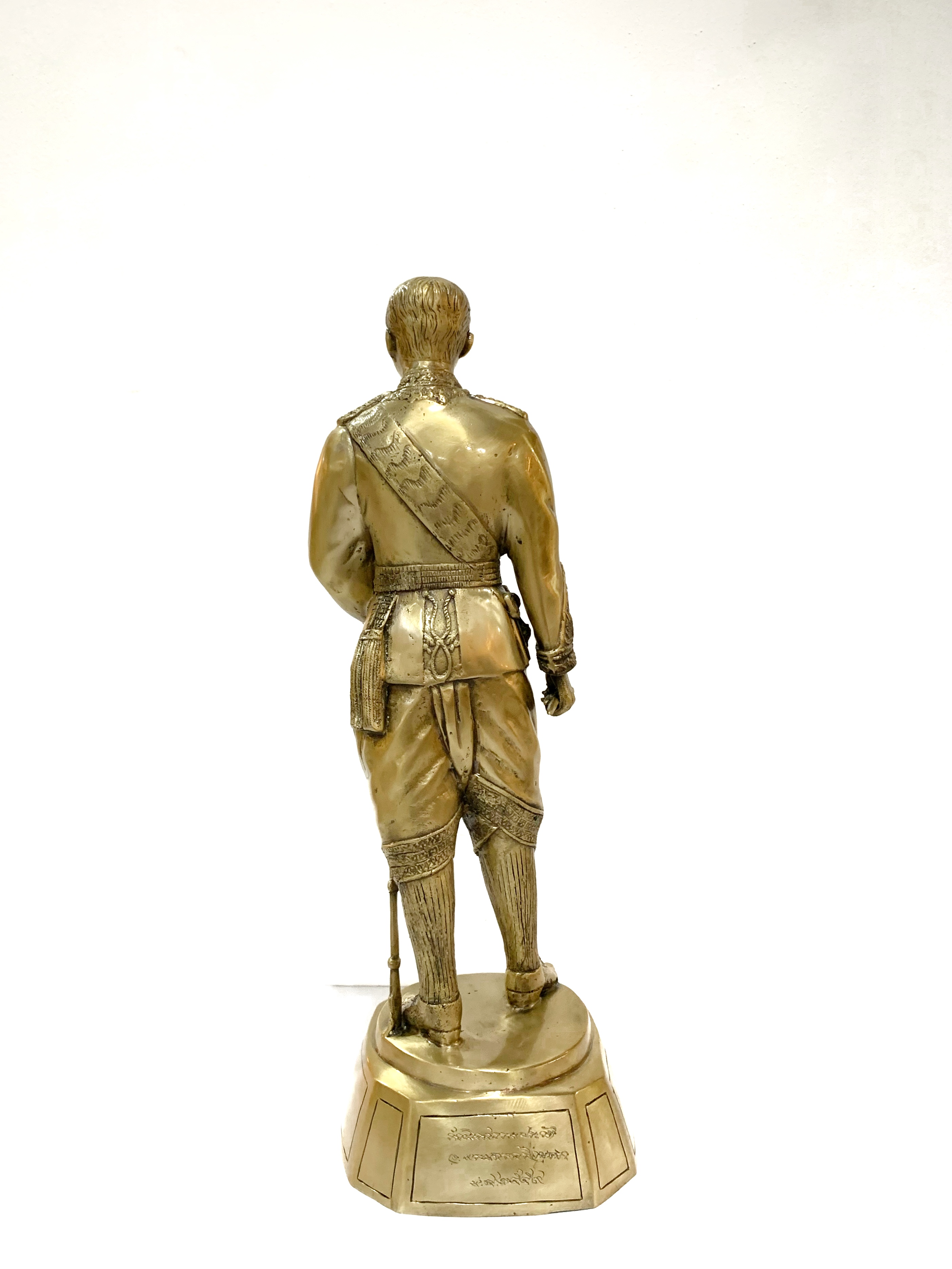 รัชกาลที่ 5 หน้าตัก 9 นิ้ว