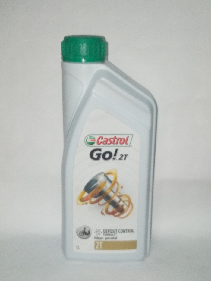 CASTROL GO! 2T น้ำมันเครื่องรถจักรยานยนต์ 1 ลิตร