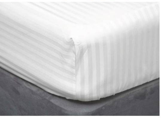 ชุดผ้าปูที่นอน พร้อมผ้านวม ครบเซต ผลิตในไทย ผ้า Super Soft สีพื้นลายริ้ว