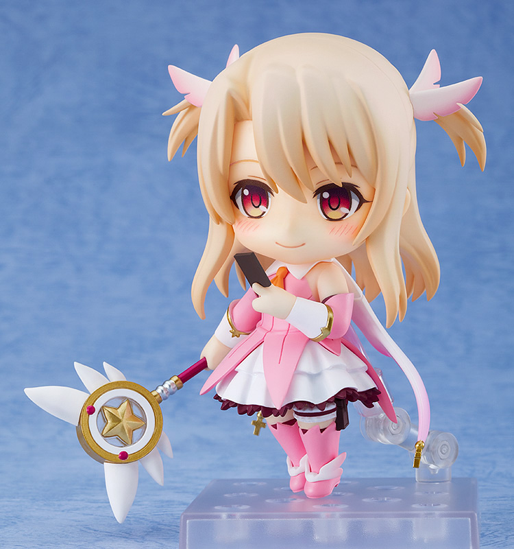 (Pre-Order) Illyasviel von Einzbern Magical Ruby - Nendoroid #1680 (Good Smile Company)