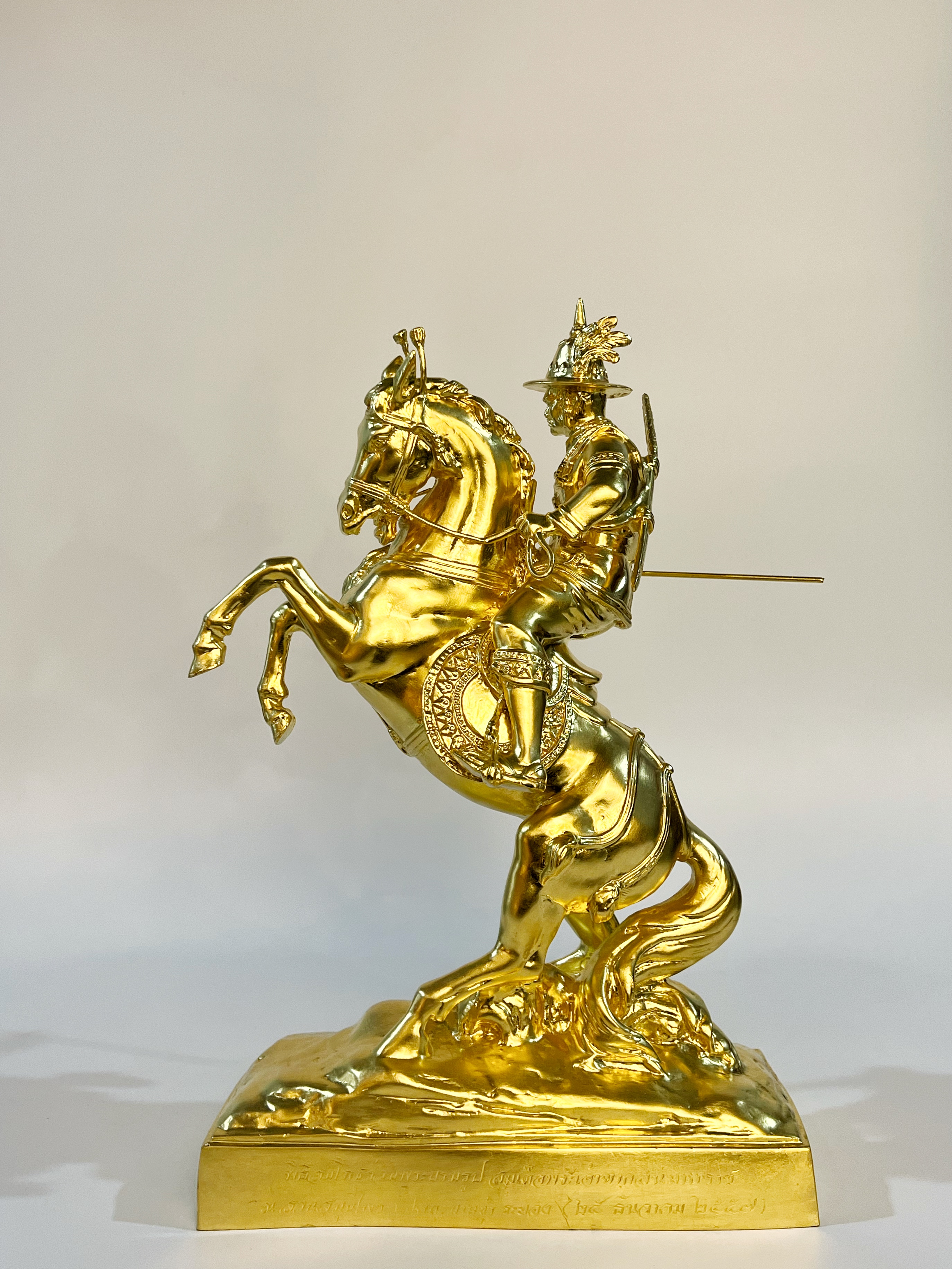 พระเจ้าตากสินมหาราช ทรงม้าศึก หน้าตัก 5 นิ้ว