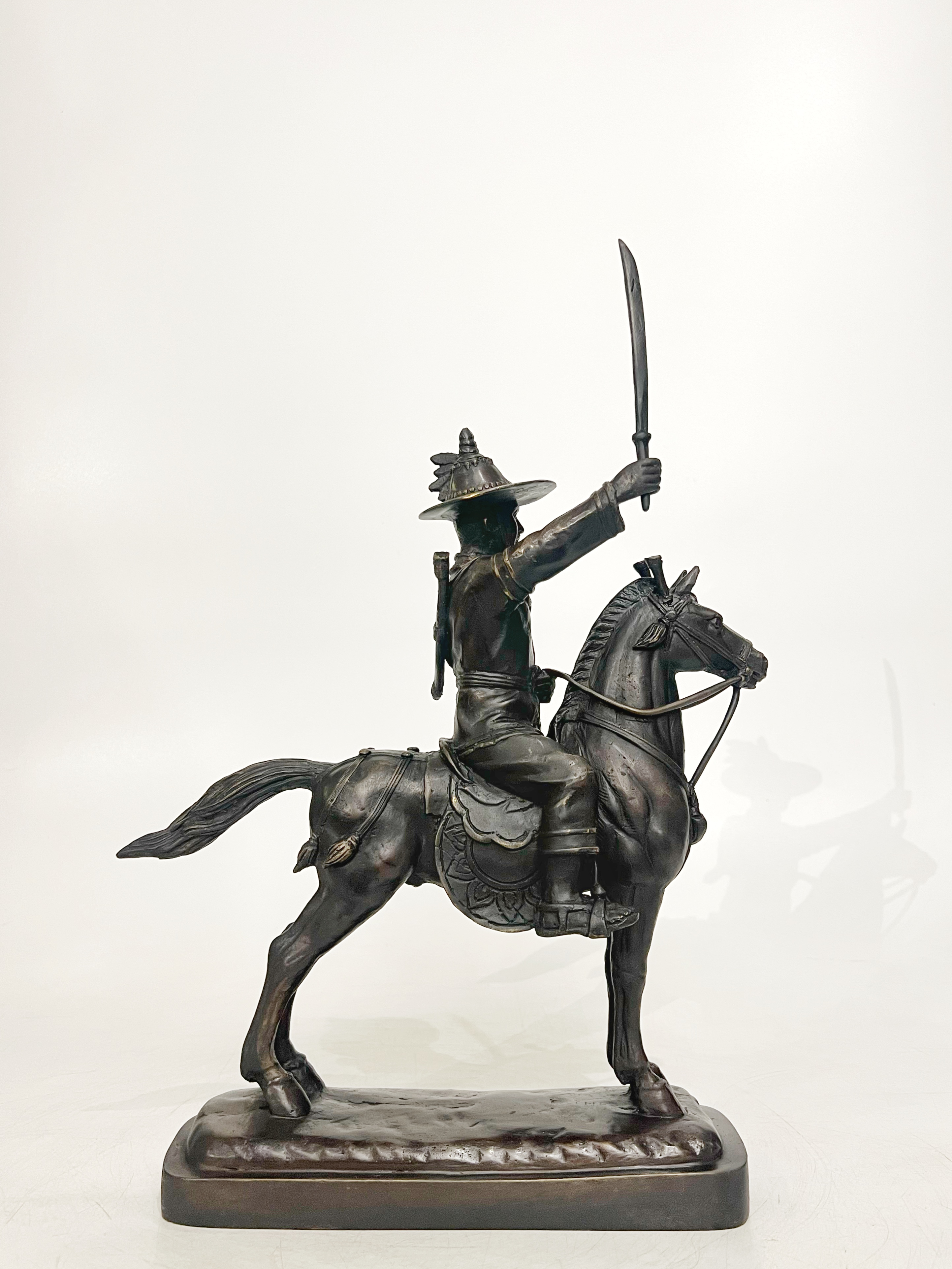 พระเจ้าตากสินมหาราช ทรงม้า หน้าตัก 5 นิ้ว