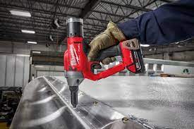 MILWAUKEE M18 FRT-0X0 เครื่องยิงรีเวทไร้สาย 18 โวลต์ (เครื่องเปล่า)