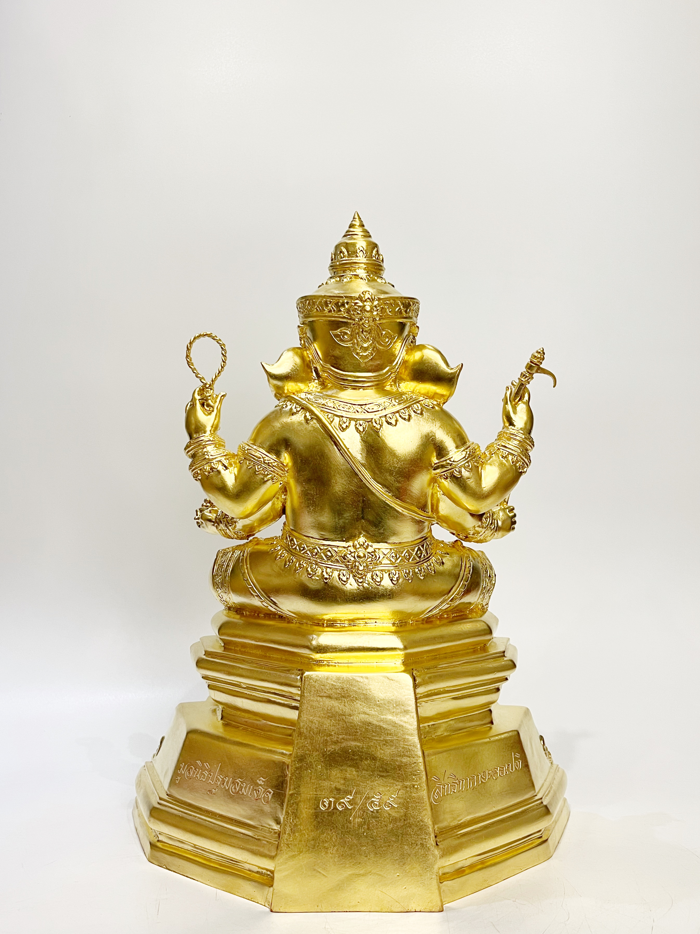 พระพิฆเนศ : พระสิทธิทากายะคณปติ หน้าตัก 9 นิ้ว (หมายเลข 39)