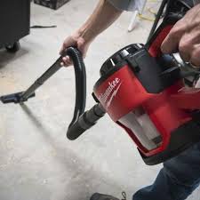 MILWAUKEE รุ่น M18 CV-502 เครื่องดูดฝุ่นคอมแพ็คไร้สาย แรงดัน 18 โวลท์ รวมเครื่องชาร์จและแบต 18V@5.0AH x 2 ก้อน