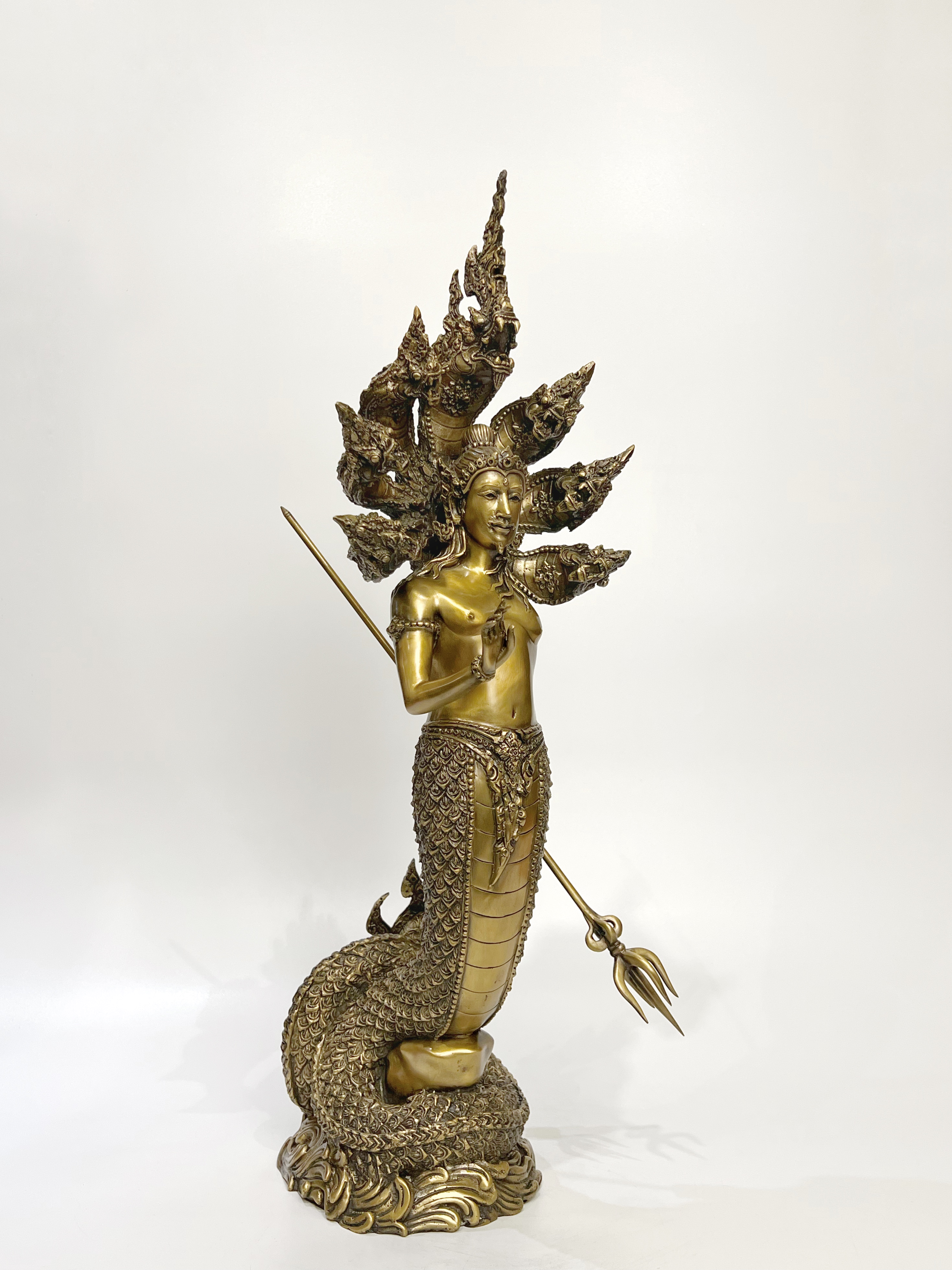 ปู่นาคราช ทรงตรีศูล หน้าตัก 9 นิ้ว (ปรก 7 เศียร)