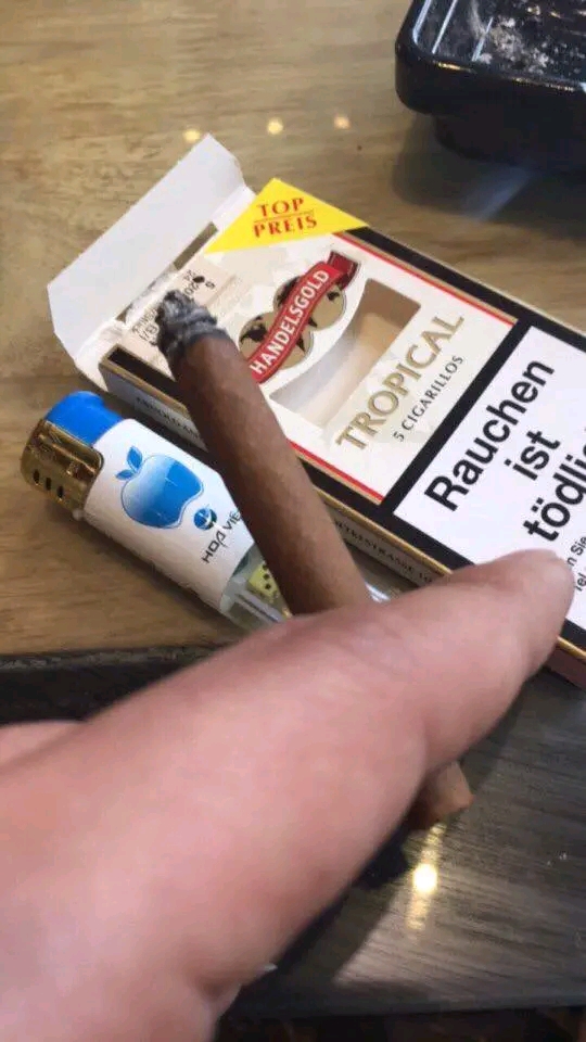 ซิการ์ handelsgold เยอรมัน (สุ่มกลิ่น)