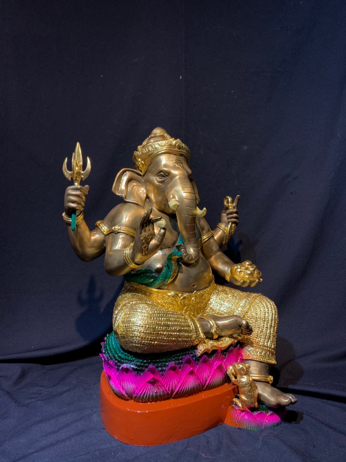 พระพิฆเนศ ปางเอกทันตะ หน้าตัก 16 นิ้ว (นั่งบัวห้อยขา)