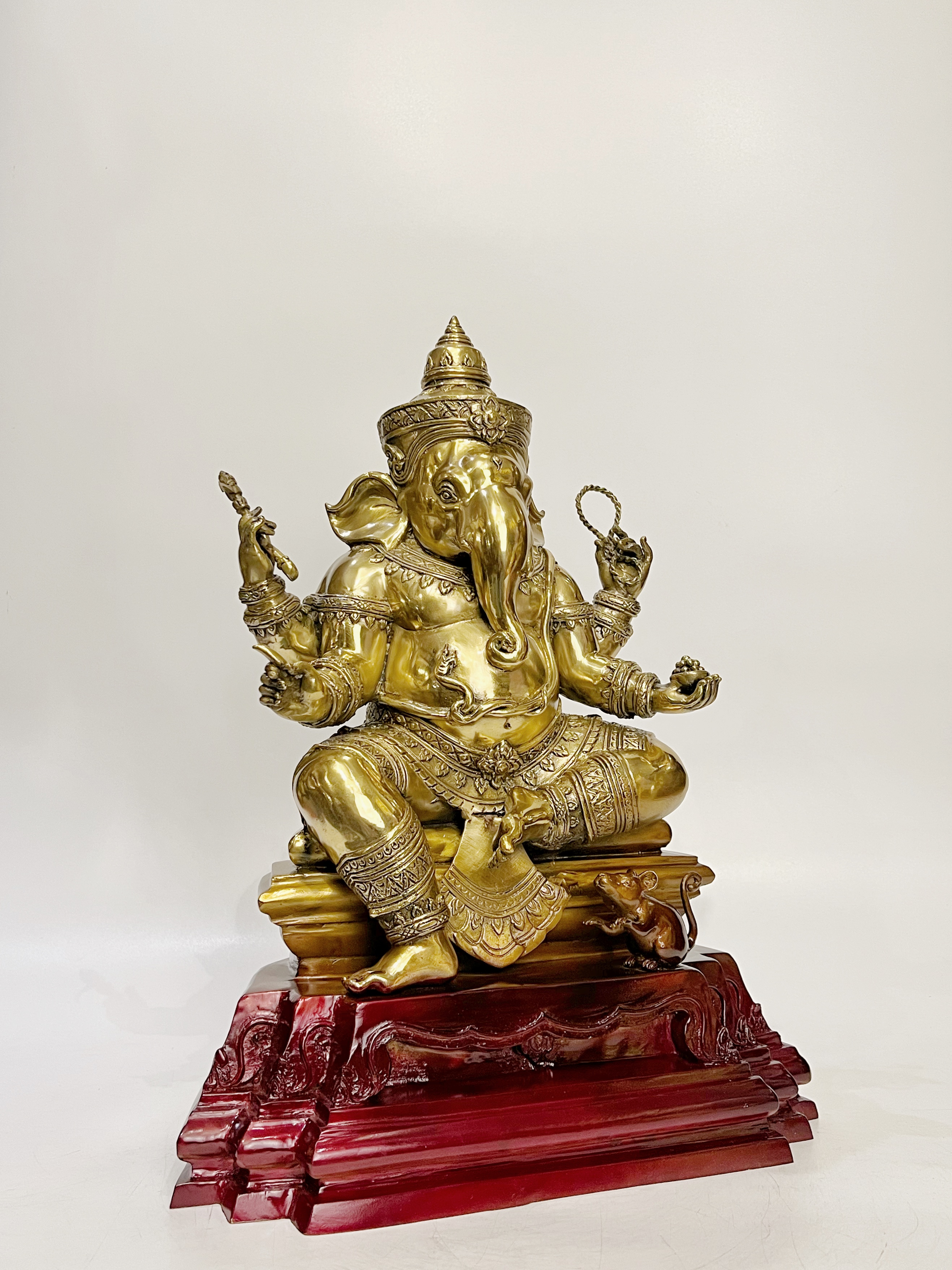 พระพิฆเนศ : พระสิทธิทากายะคณปติ หน้าตัก 9 นิ้ว (หมายเลข 35)