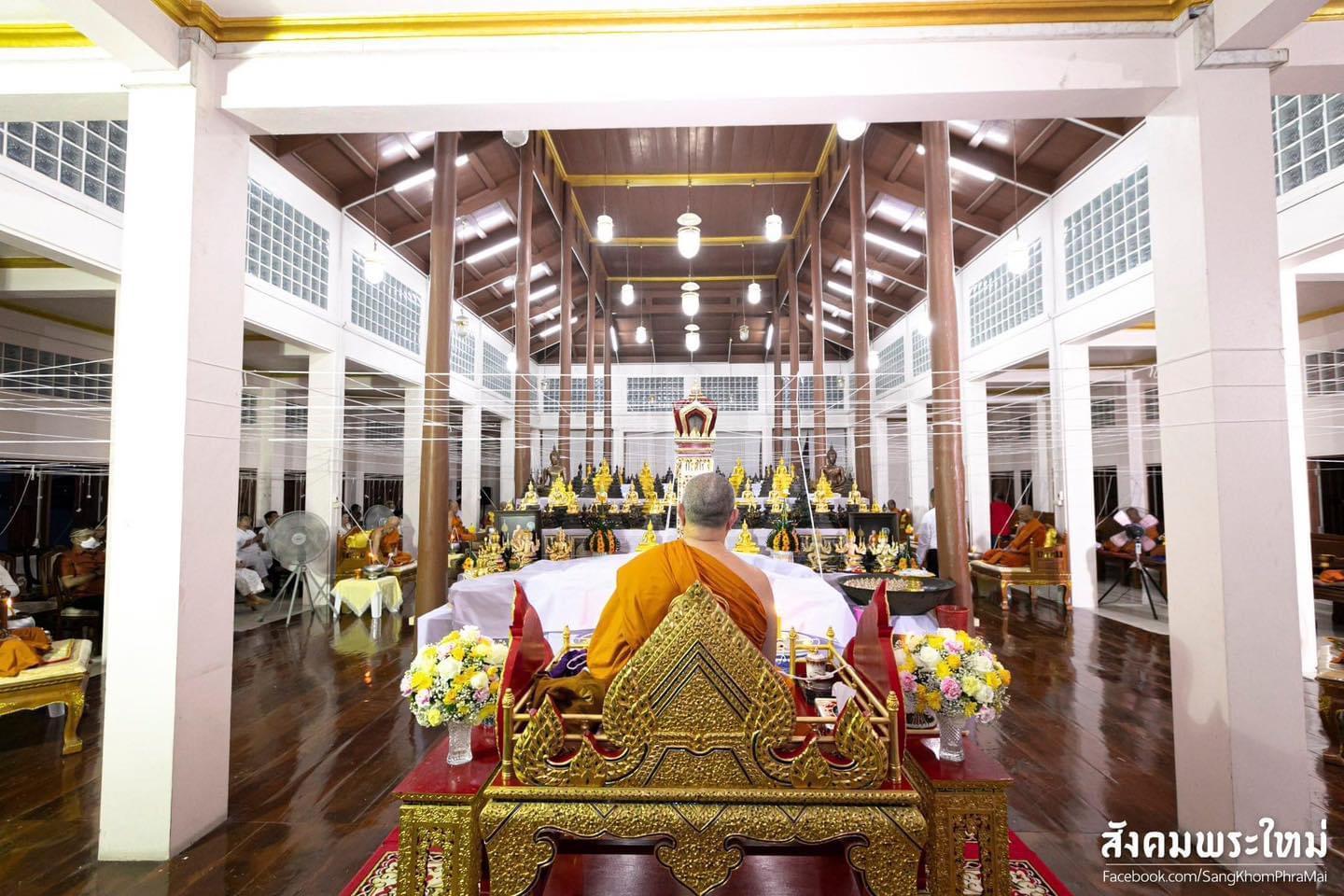 พระพรหมรวยเหนือเมฆ หน้าตัก 9 นิ้ว (หมายเลข 9)