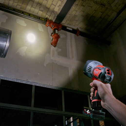 MILWAUKEE รุ่น M12 SLED-0 ไฟสปอตไลท์ LED ไร้สาย 12 โวลท์ (เครื่องเปล่า)