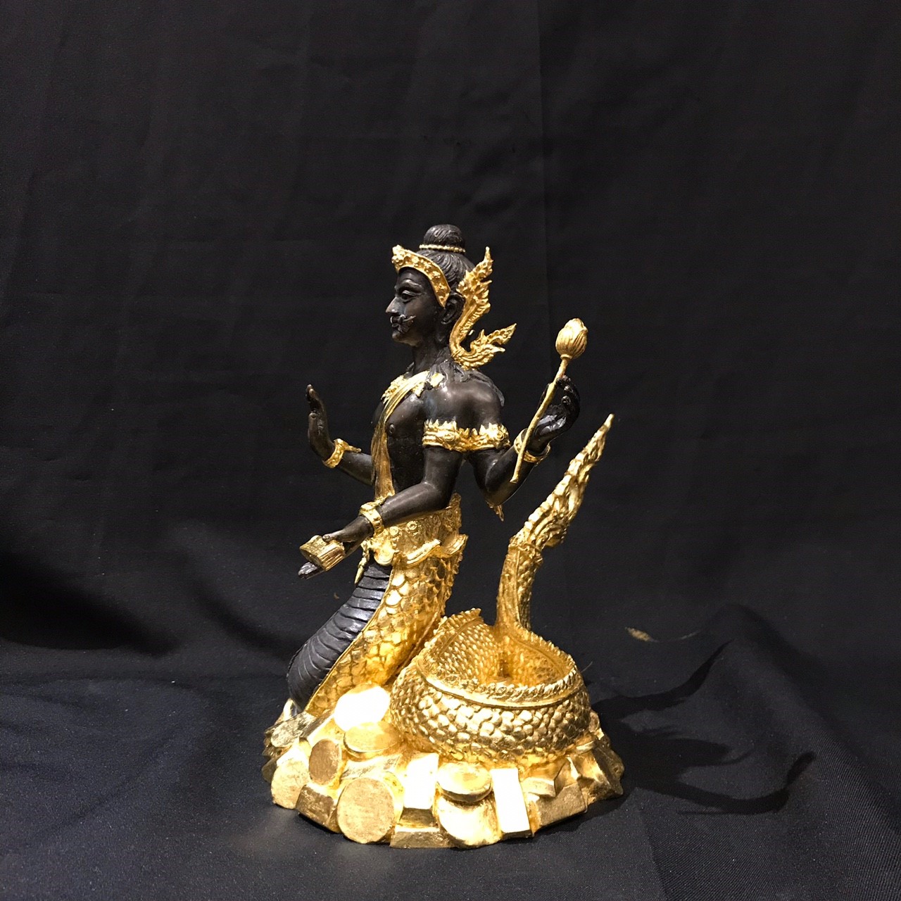 ตัวอย่างงานลงรักปิดทองคำเปลว(ลาย)