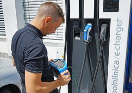 METREL MI 3155 EU เครื่องทดสอบความปลอดภัยของสถานีอัดประจุรถยนต์ไฟฟ้าแบบหัวจ่าย AC