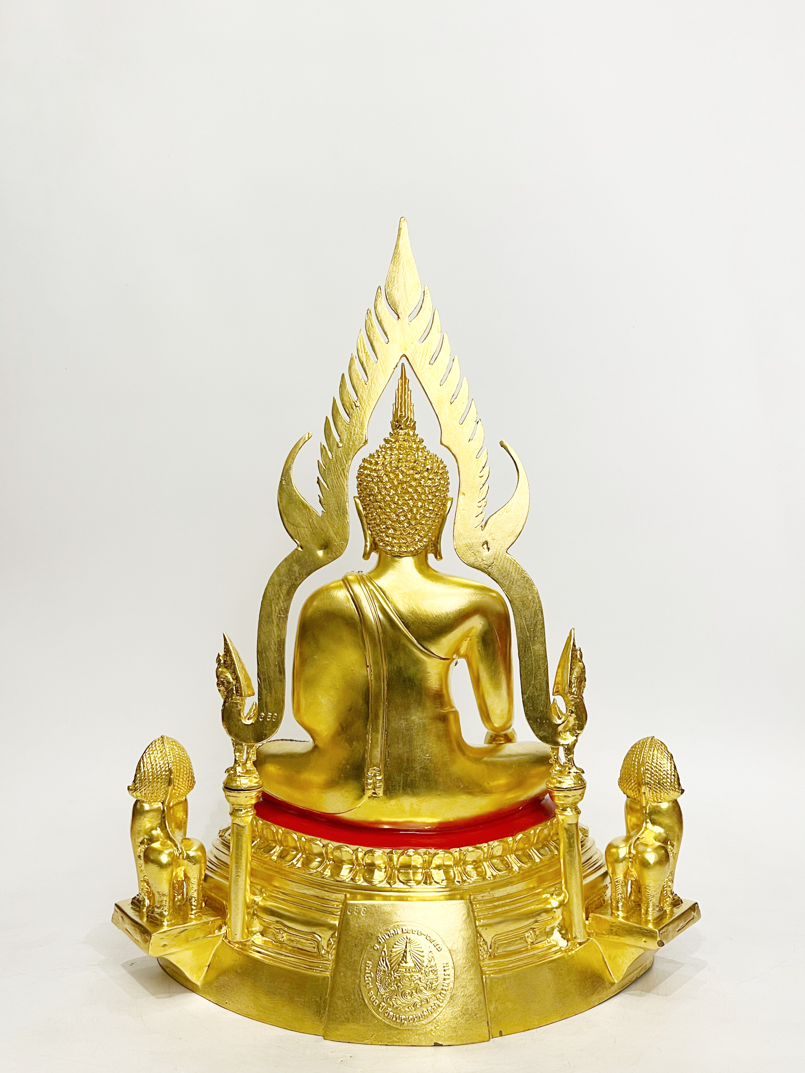 พระพุทธชินราช หน้าตัก 9 นิ้ว (ราคามีตำหนิตามภาพ)