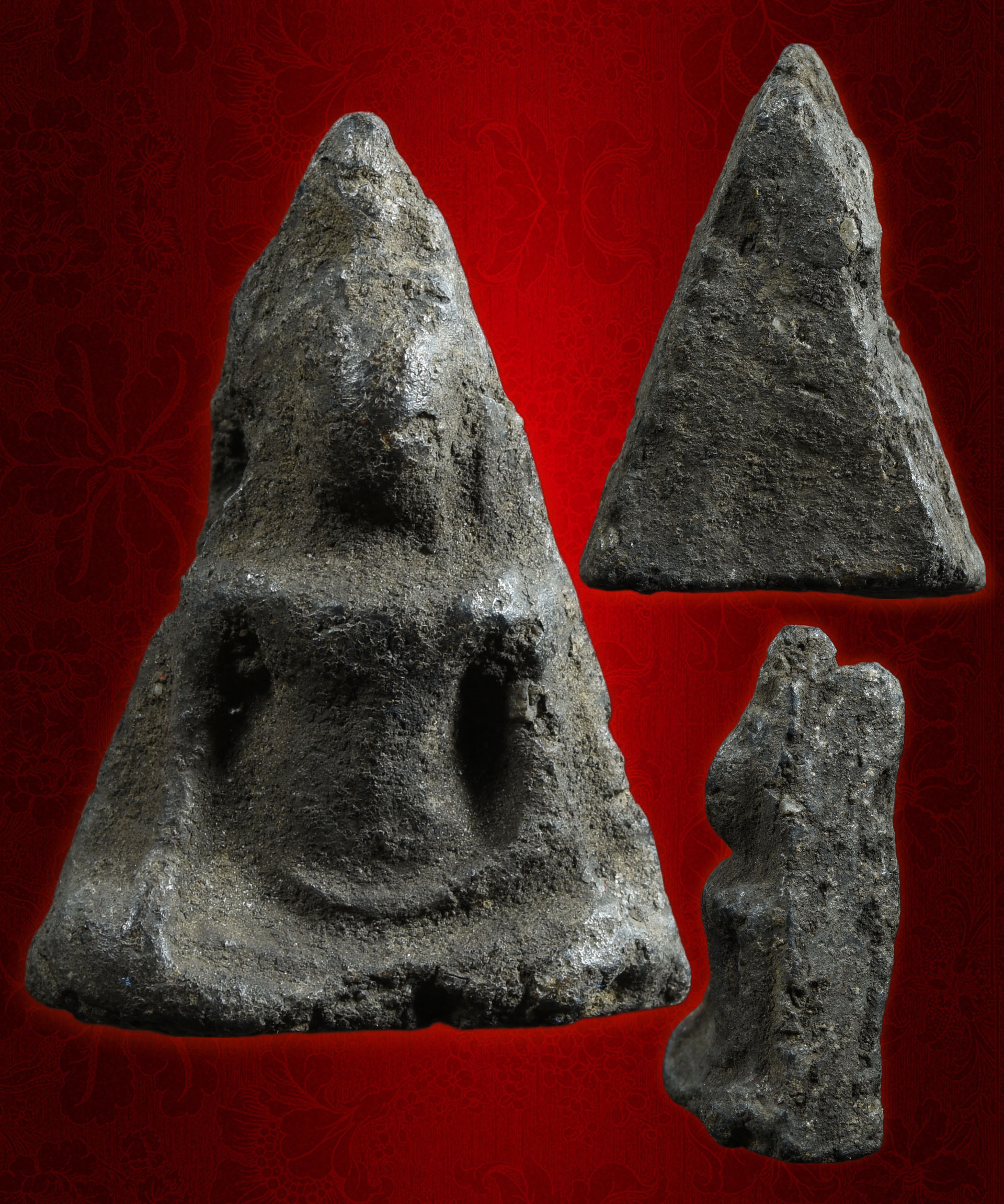 พระนางพญา พิมพ์เข่าโค้ง เนื้อดำ