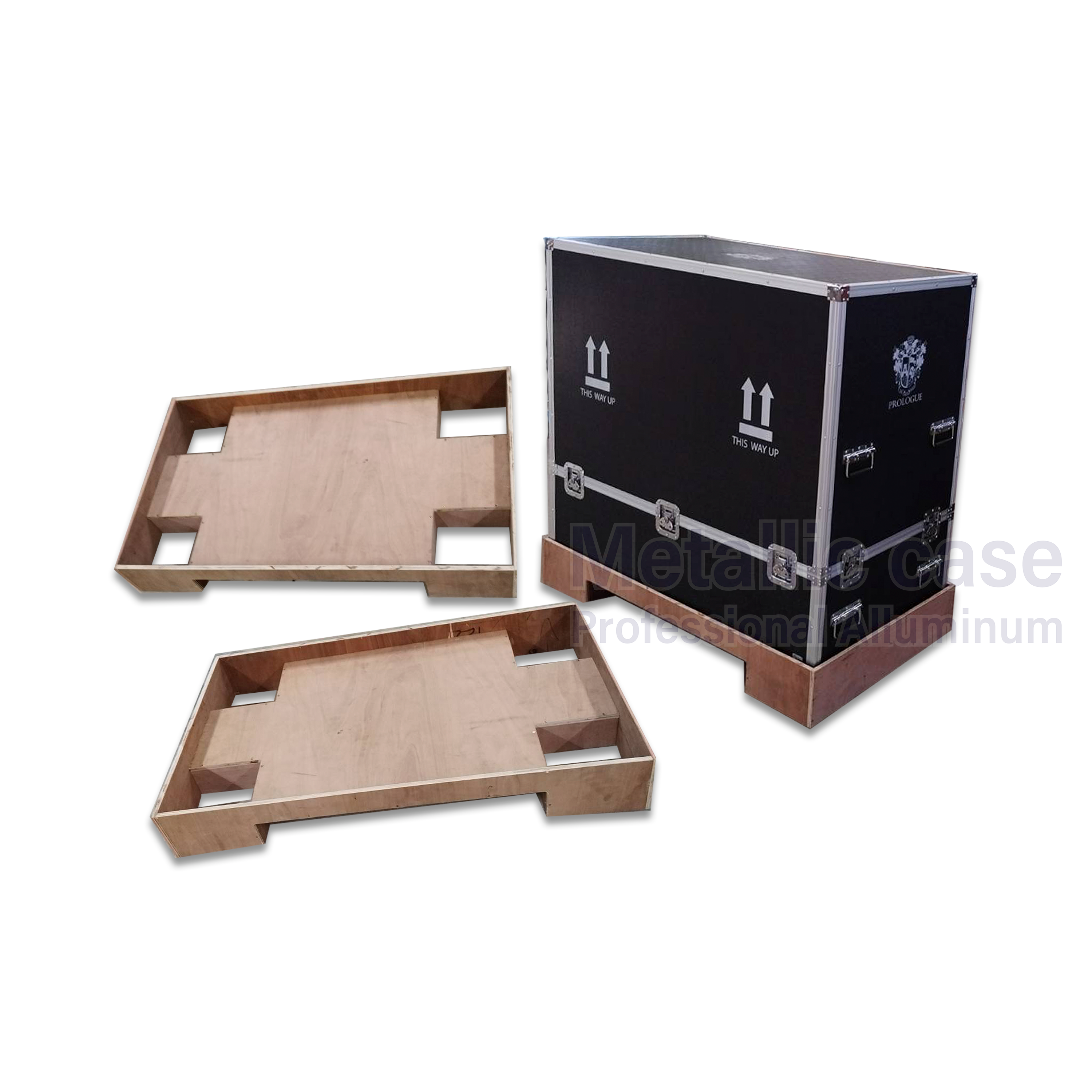 metalliccase2-1262-AAA-6810 / Pallet 1-9850 (123.7x73.7x17 cm)