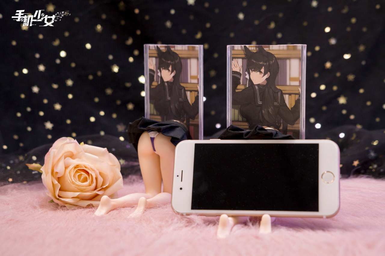 [In-Stock] Phone Stand Atago - 1/6 Cell Phone Girl x Azur Lane