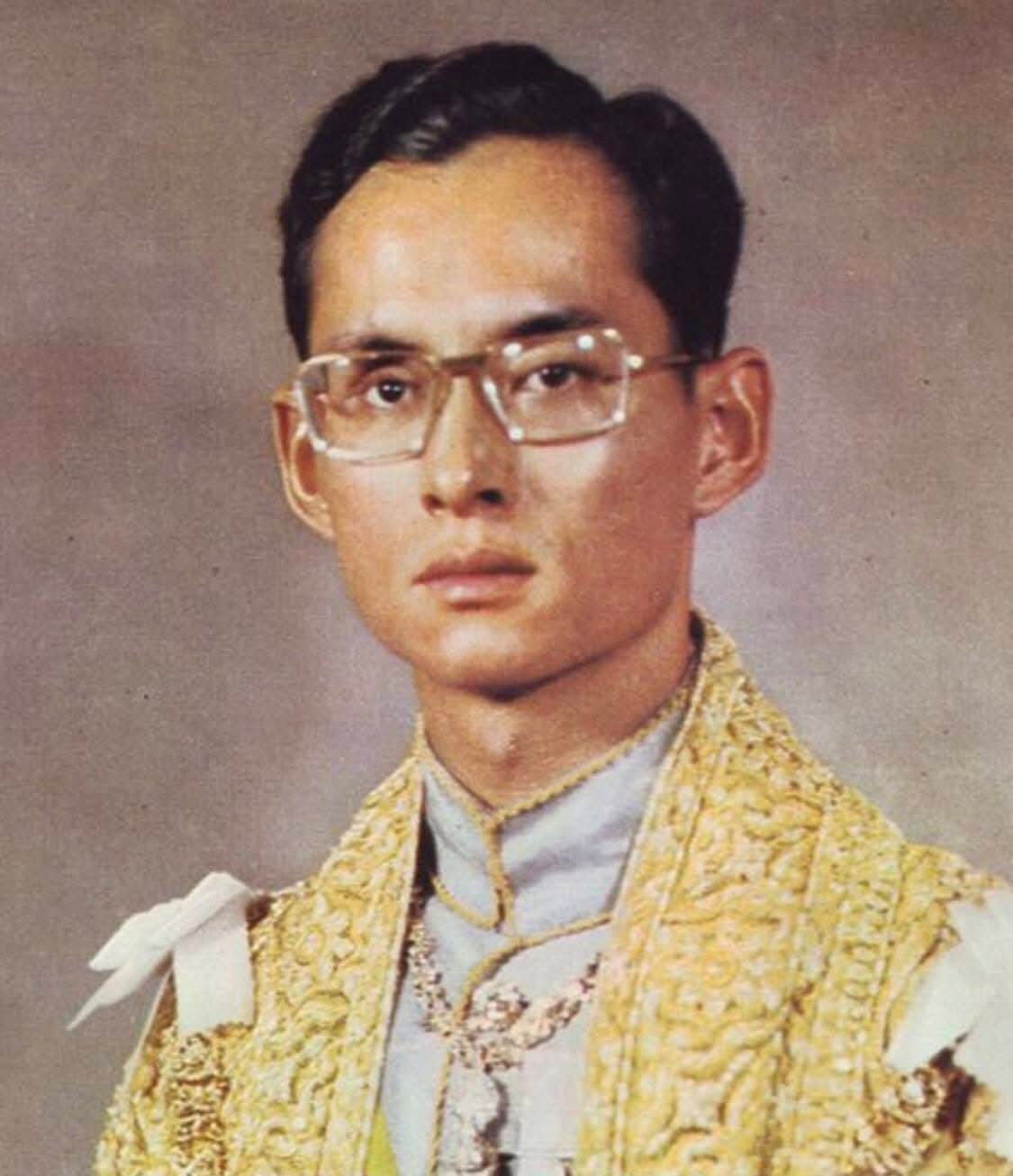 เหรียญครุฑ ปี 2515, 2517 และ 2520