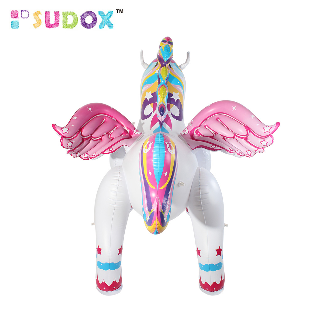 ยูนิคอร์นมีปีก พ่นน้ำได้ unicorn water sprinkler Play Tard