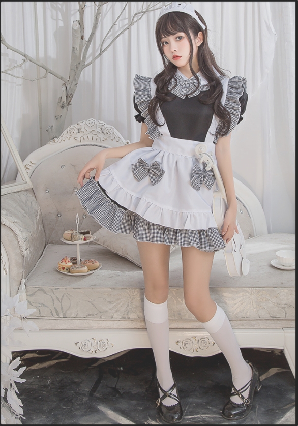 ชุดmaid ชุดสาวเสิร์ฟ ขาวดำ แต่งโบว์ลายสก๊อตขาวดำเล็กๆ