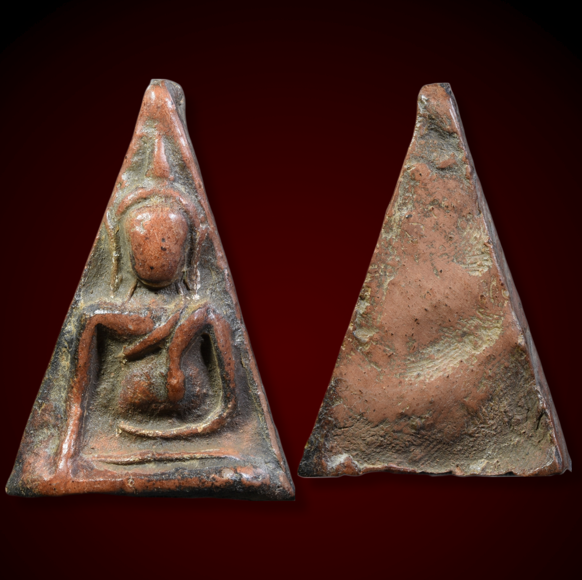 พระนางพญา พิมพ์เข่าตรง