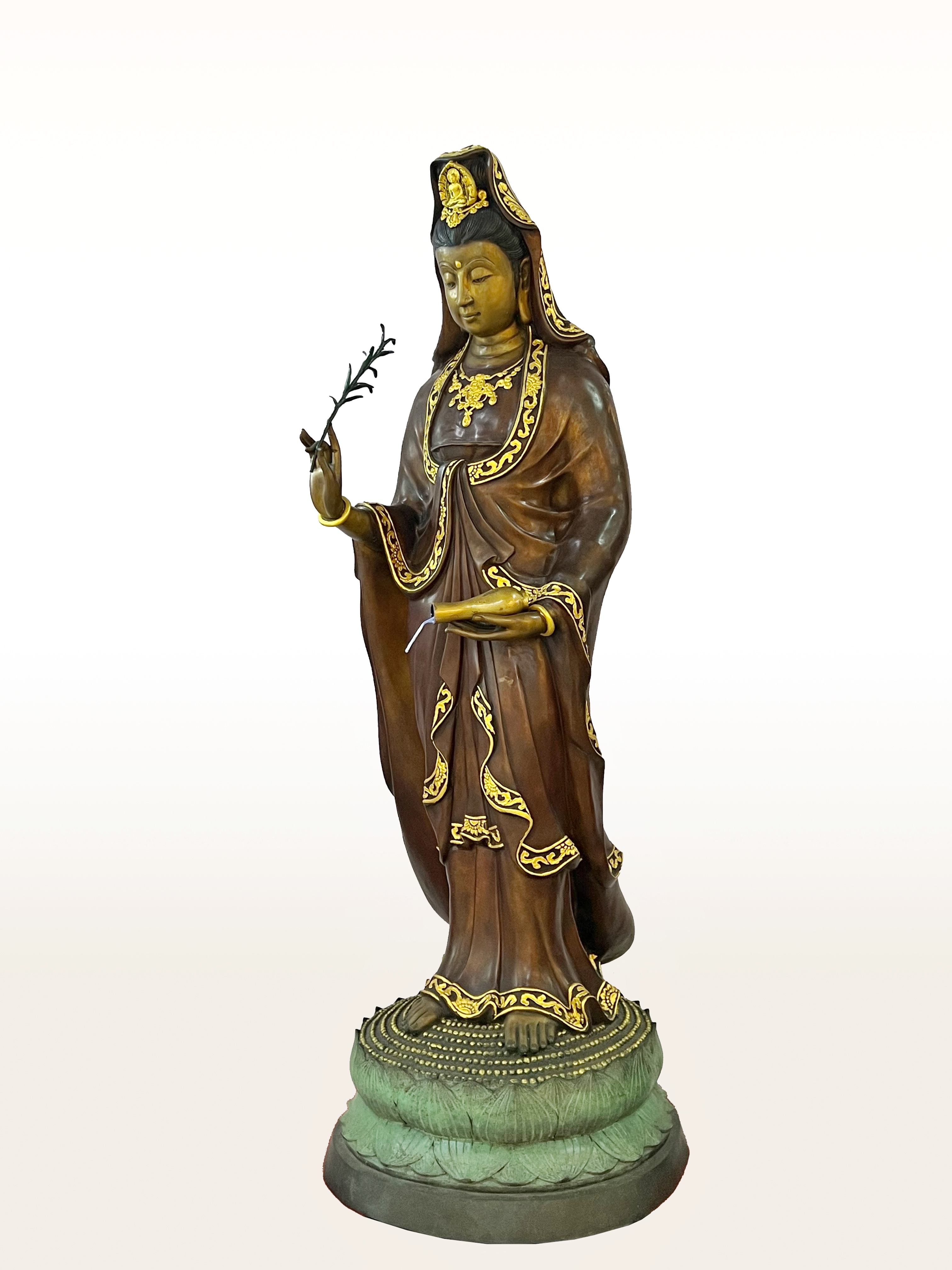 พระโพธิสัตว์กวมอิม สูง 149 cm