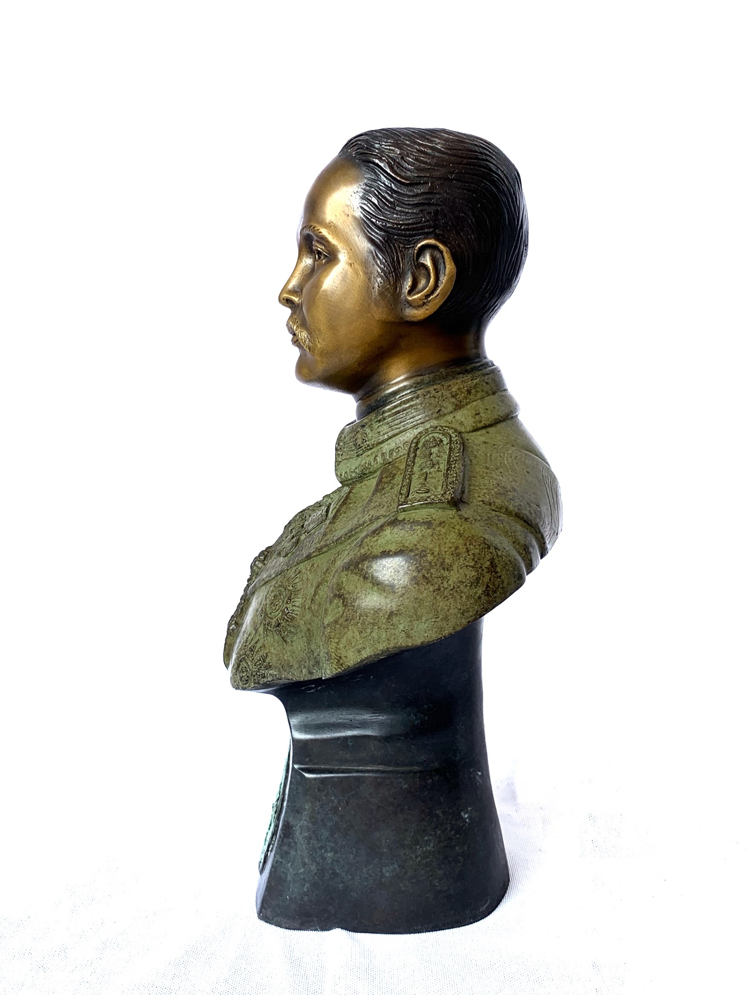 รัชกาลที่ 5 ครึ่งพระองค์ (ตราแผ่นดิน)