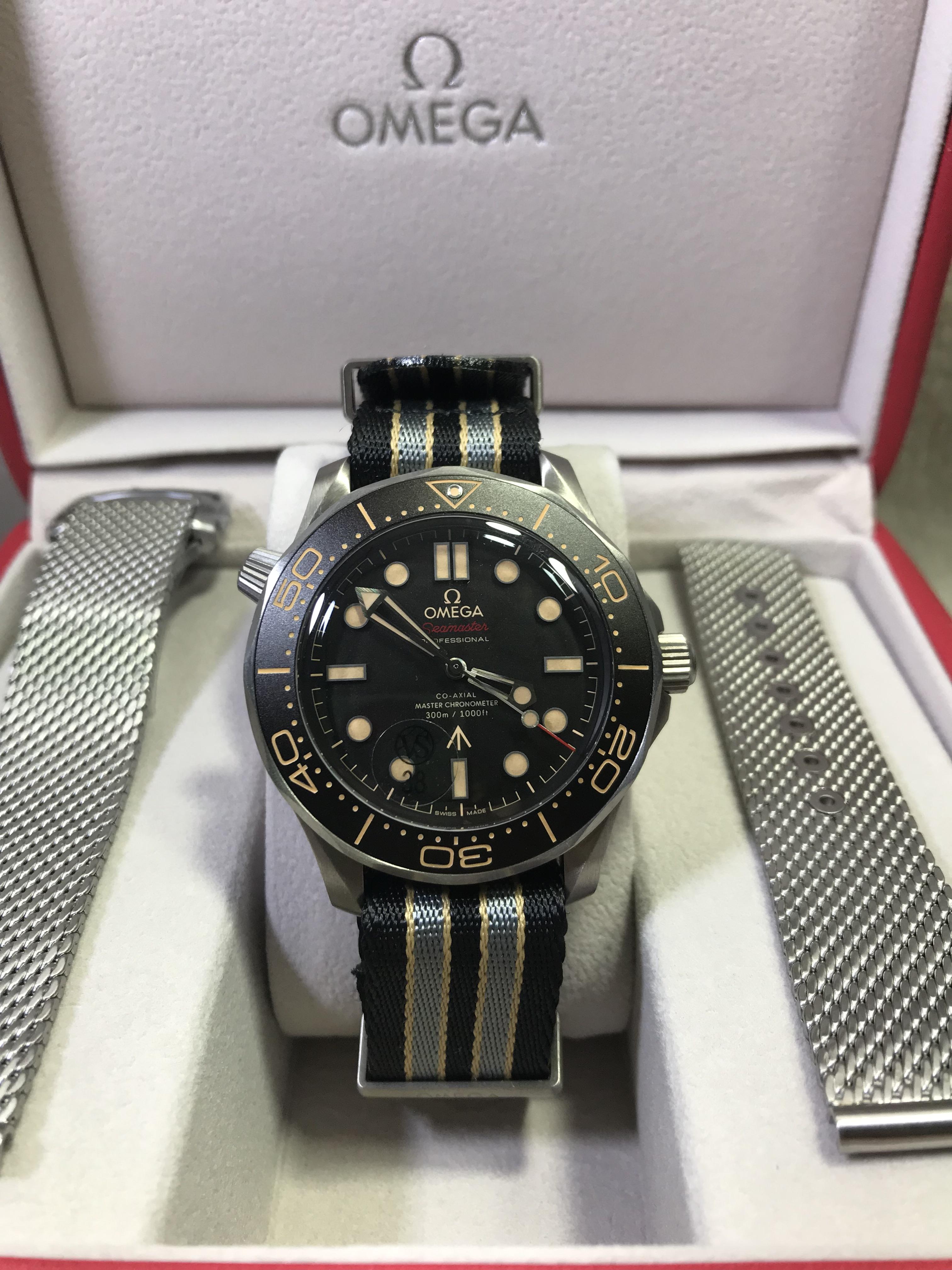 Omega Seamaster Diver 300M 007 Edition
