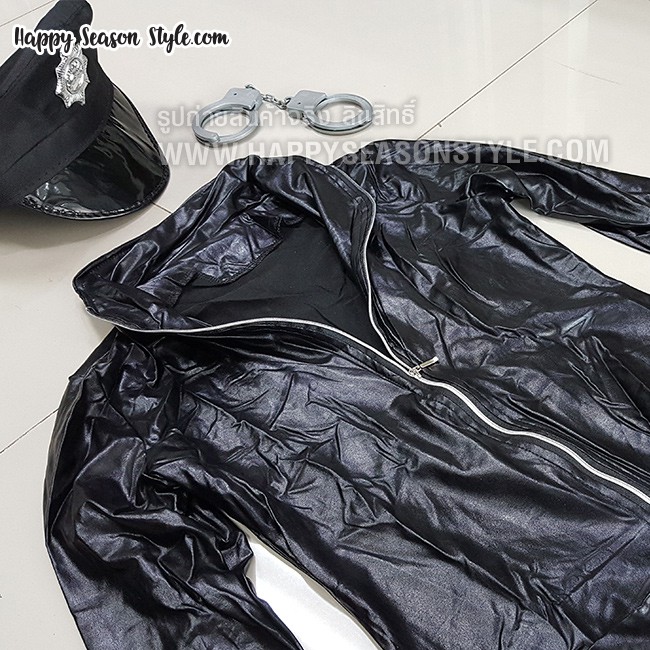 ชุดตำรวจหนังสีดำ