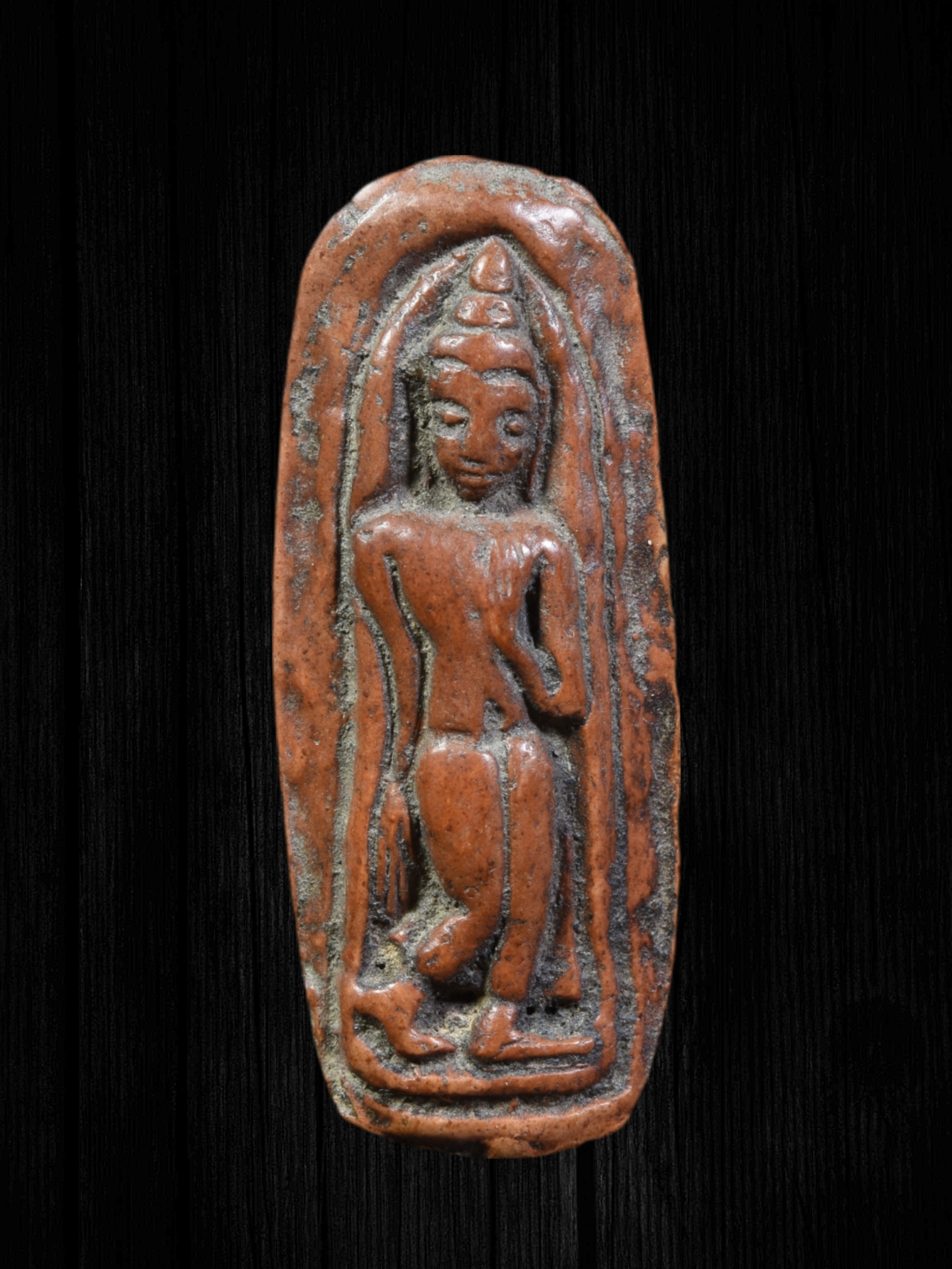 พระลีลาเม็ดขนุน