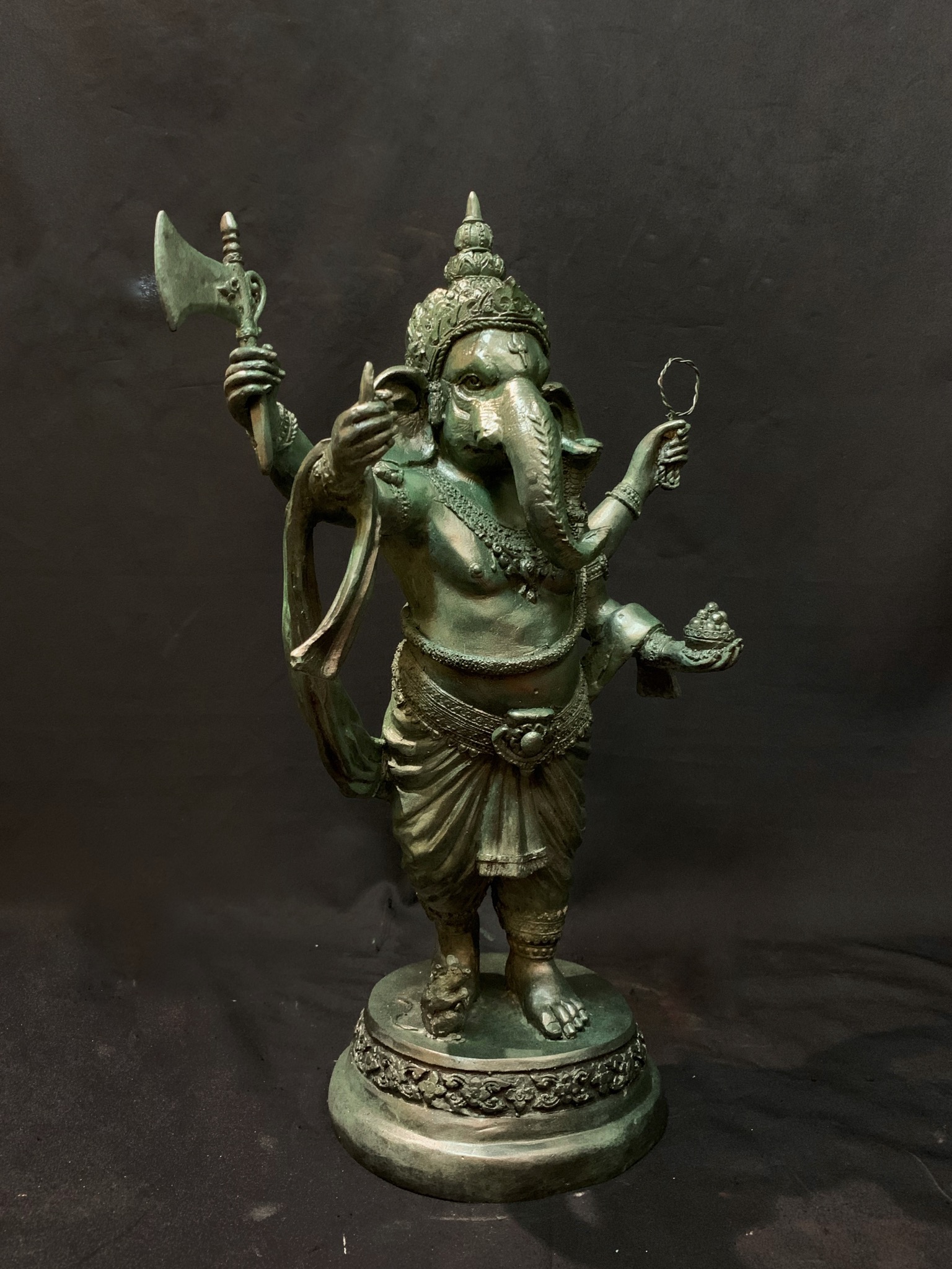 พระพิฆเนศ ปางไพรีพินาศ หน้าตัก 9 นิ้ว