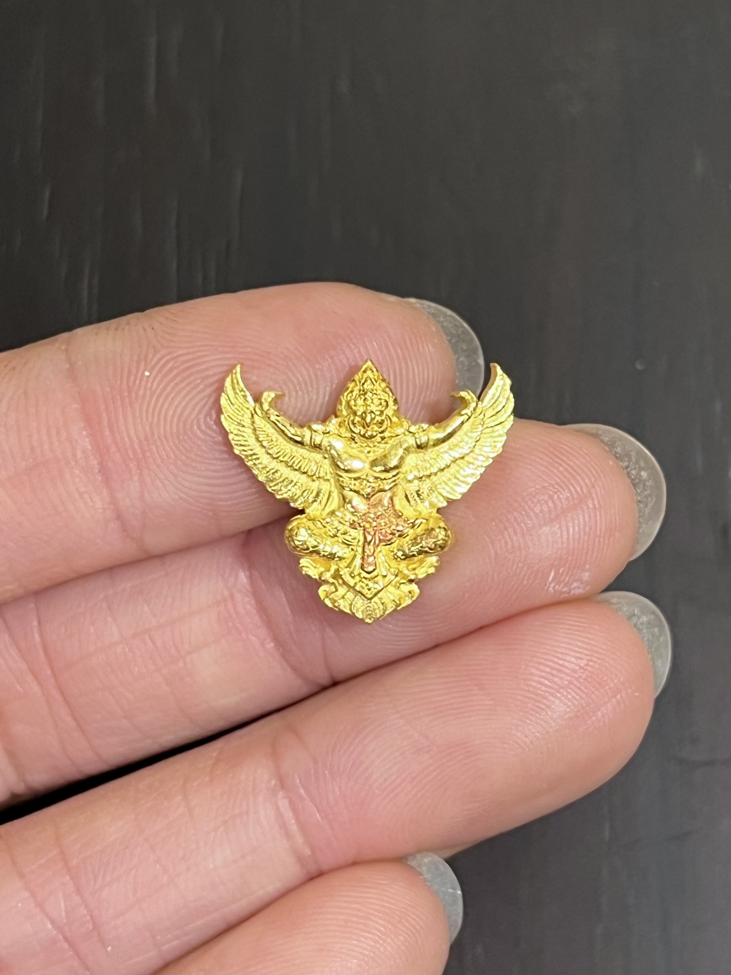 พญาครุฑ รุ่น เปิดขุมทรัพย์ (ทองคำ พิมพ์เล็ก)