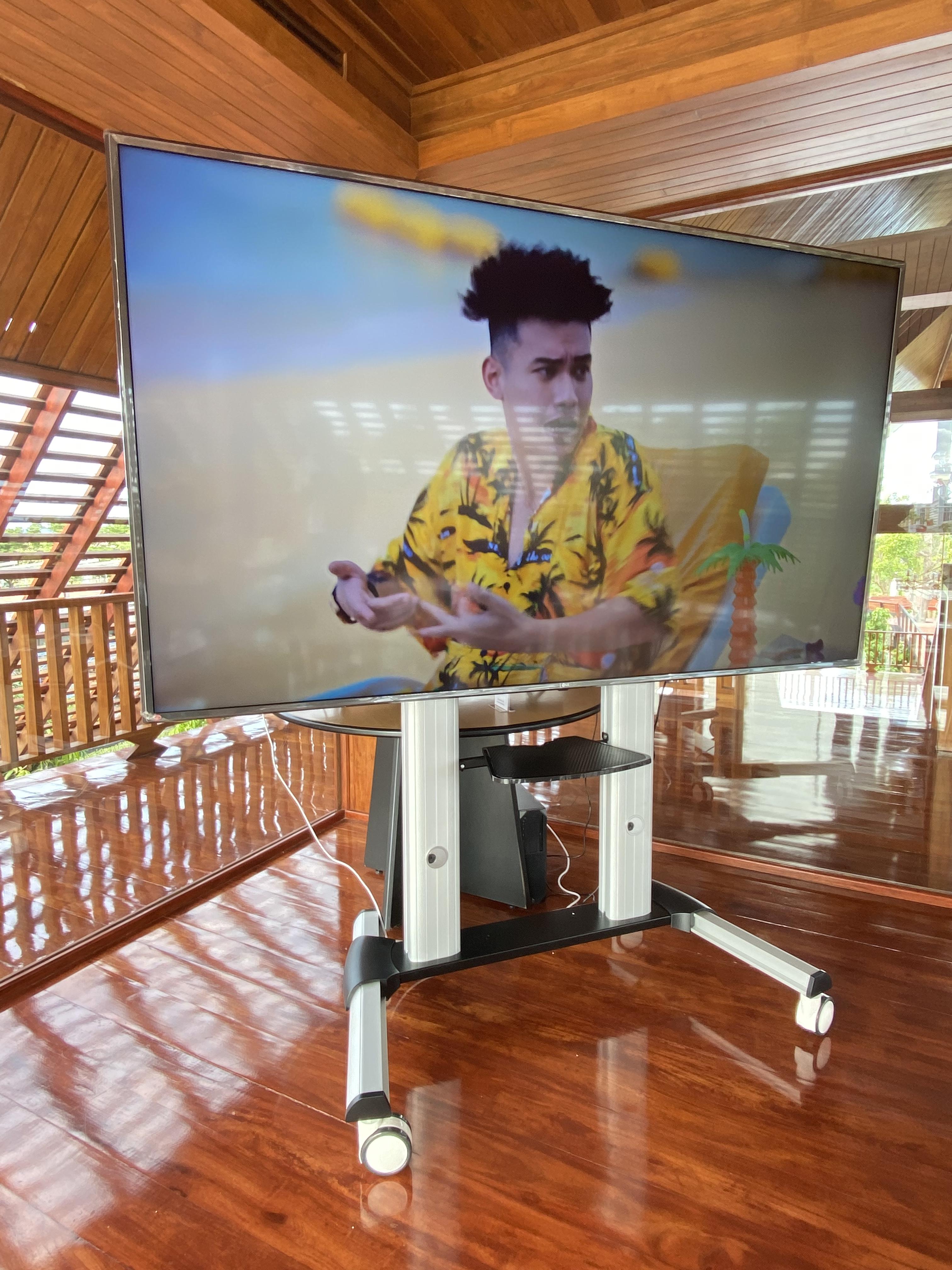 JMTVSTAND MT-F8200 ขาตั้งพื้นทีวีมีล้อเลื่อน(TV Stand) วัสดุ Aluminium อลูมิเนียม แบบล้อเลื่อนปรับสูง/ต่ำได้ 55"-98" นิ้ว{รับประกันสินค้า 3 ปี}0964746498