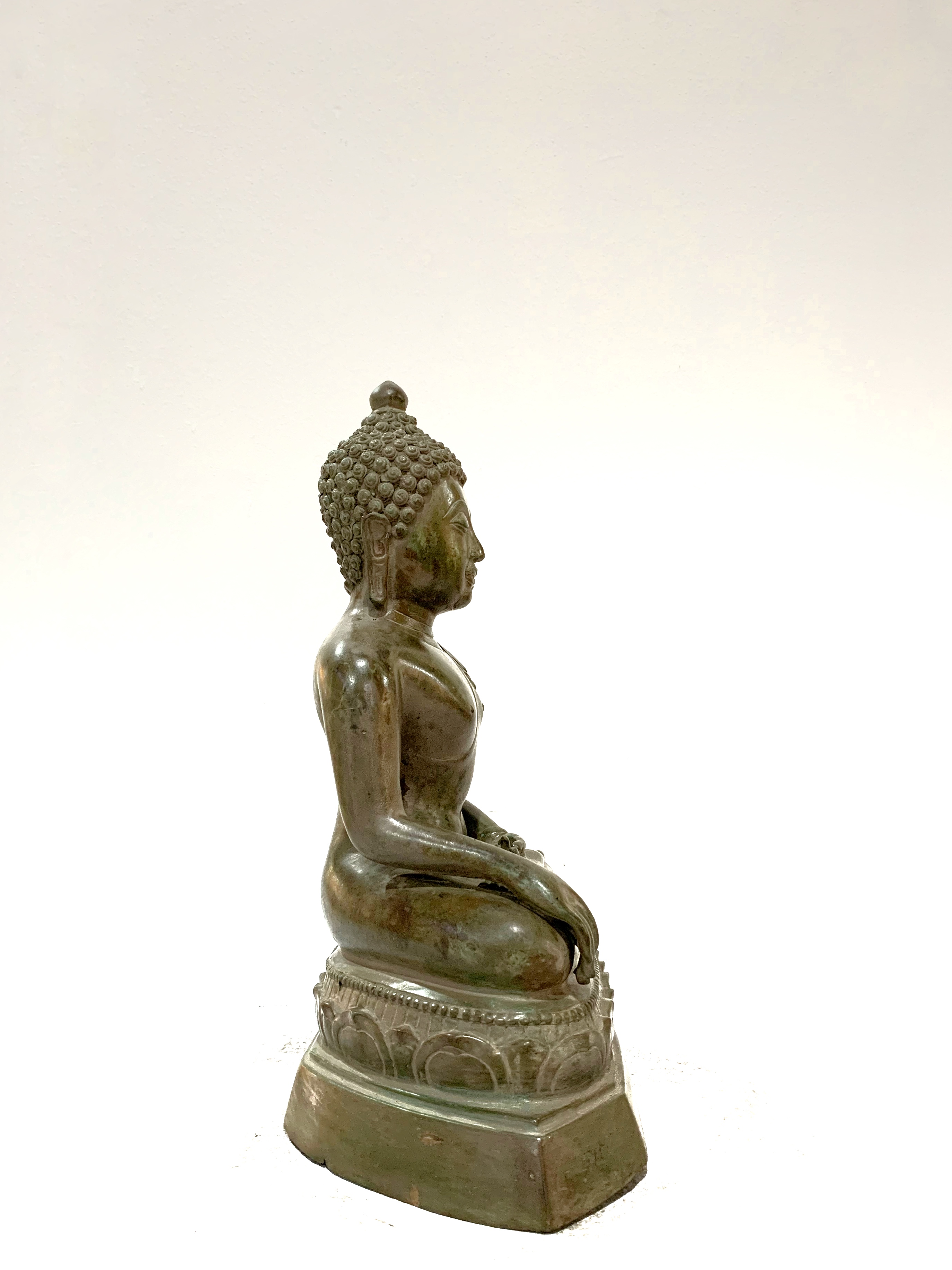 พระพุทธรูปเชียงแสน หน้าตัก 9 นิ้ว