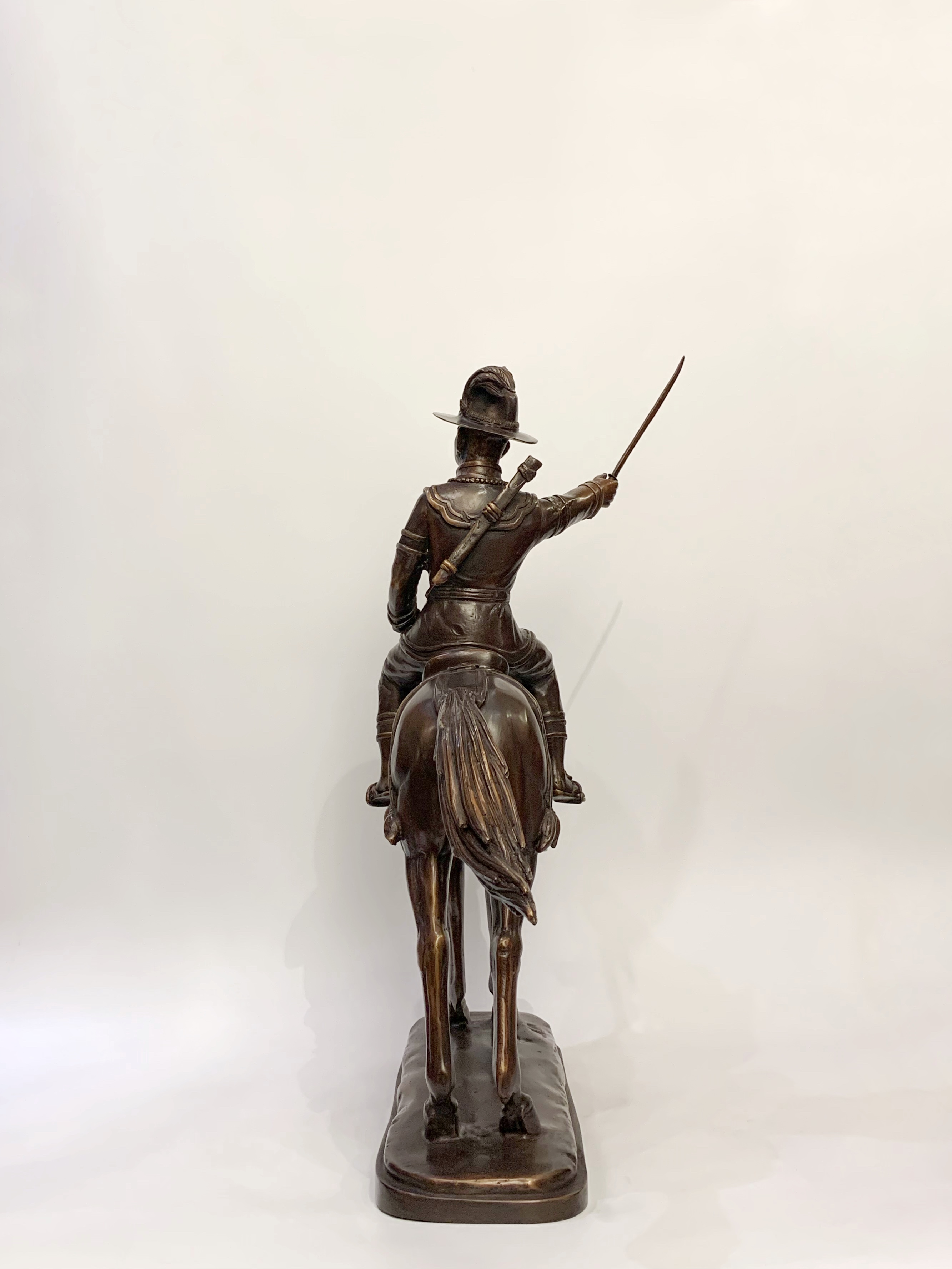 พระเจ้าตากสินมหาราช ทรงม้า หน้าตัก 9 นิ้ว