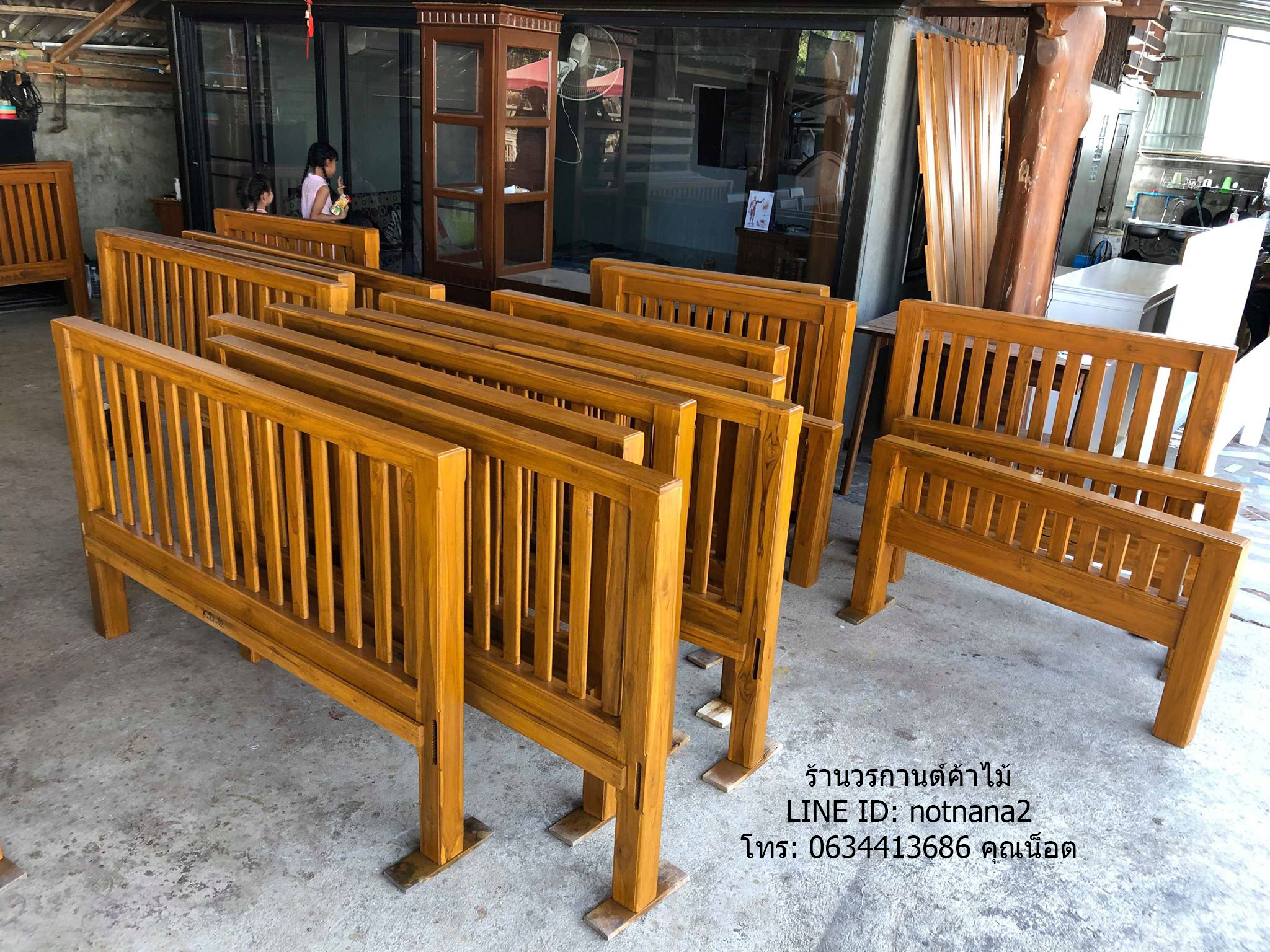 เตียงไม้สักรหัสCC136