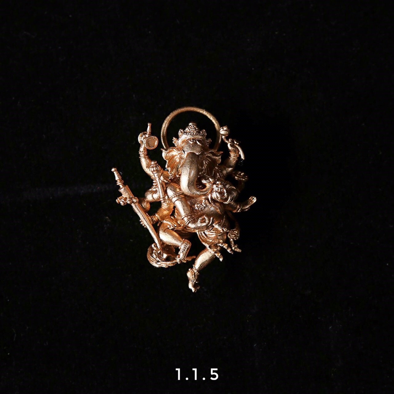 รูปหล่อลอยองค์ "พระศรีนาฏยมหาคเณศ" (ราคาอยู่ด้านล่าง)