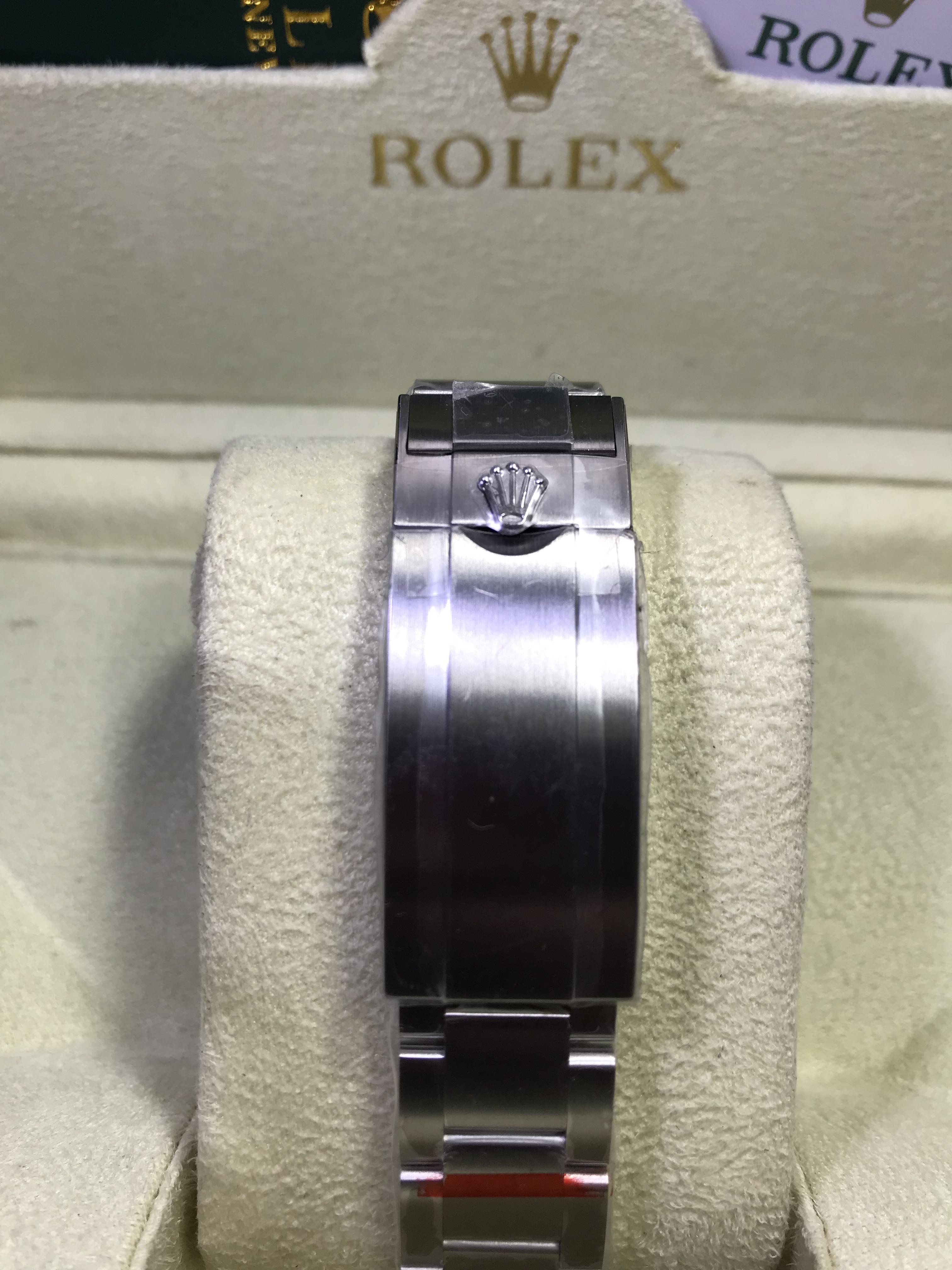 Rolex Submariner (The Hulk) (Swiss)