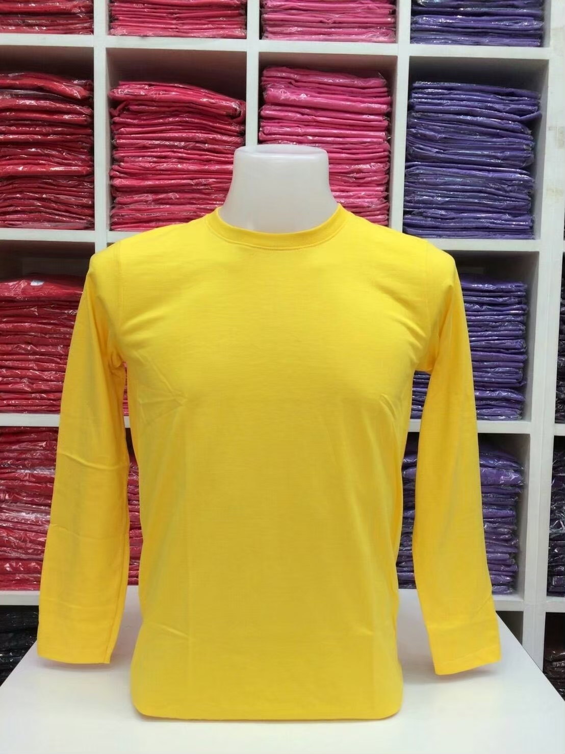 เสื้อยืดคอกลมแขนยาว