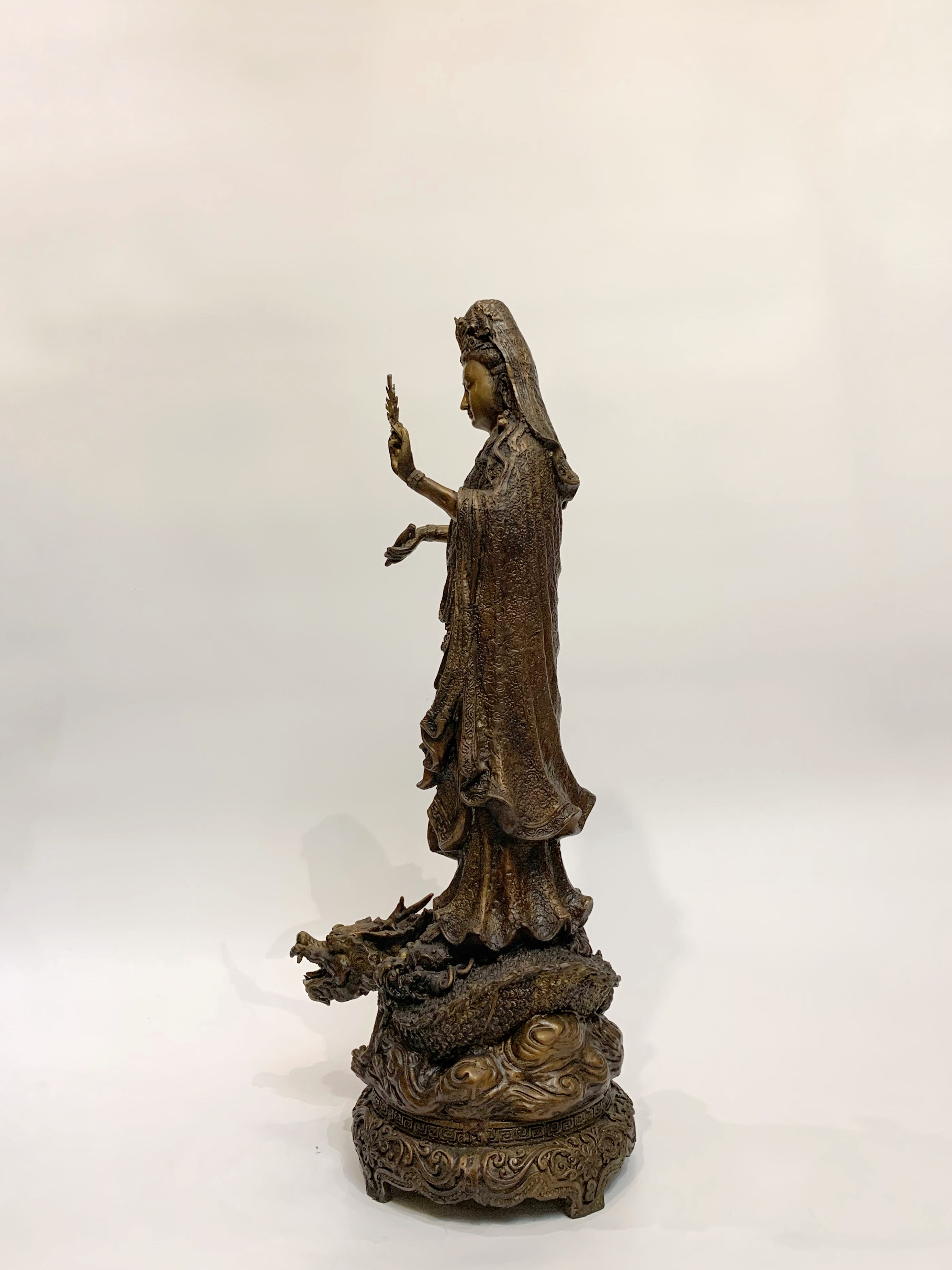 พระโพธิสัตว์กวมอิม หน้าตัก 9 นิ้ว