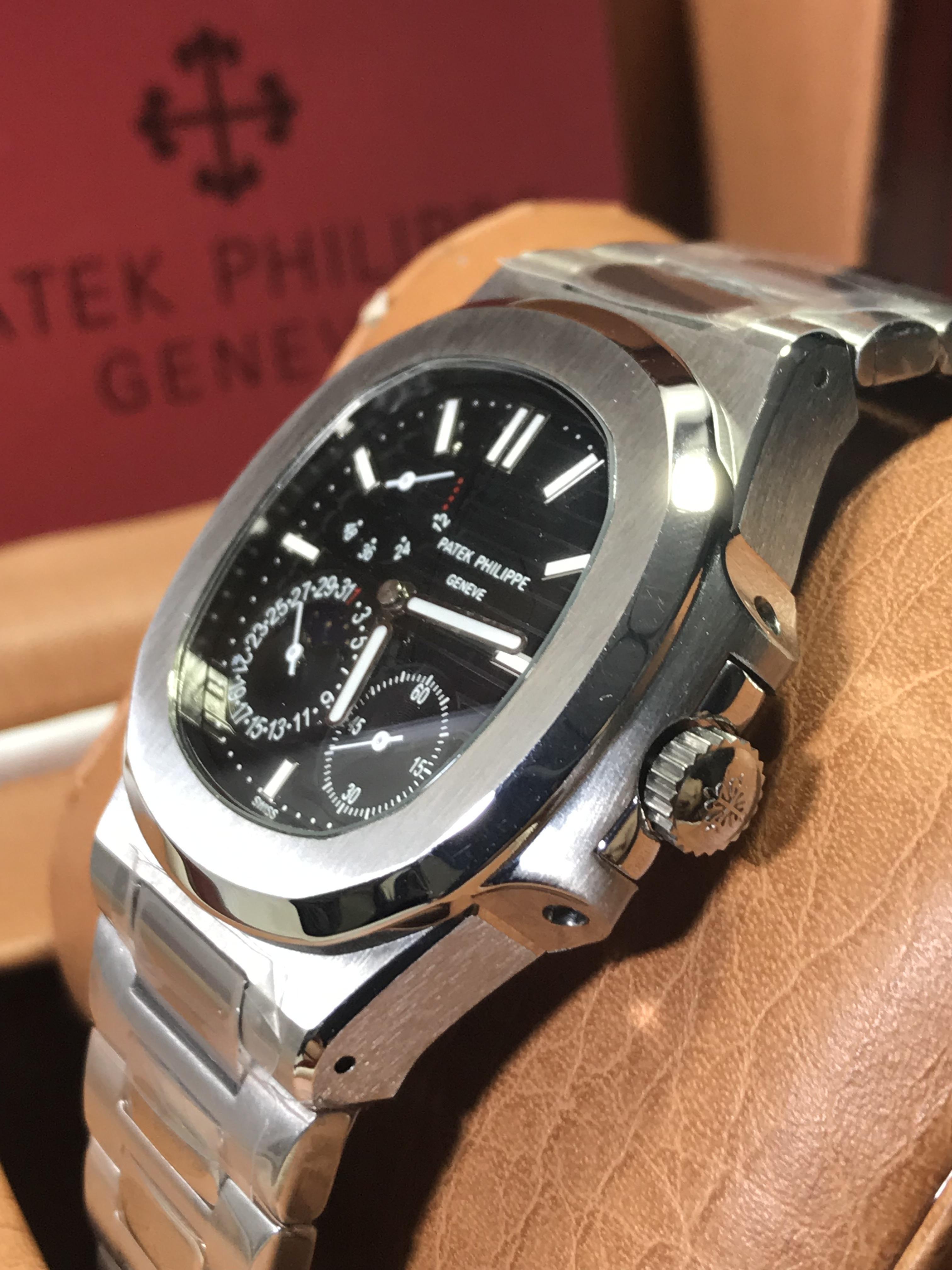 Patek Philippe (Power Reserve)