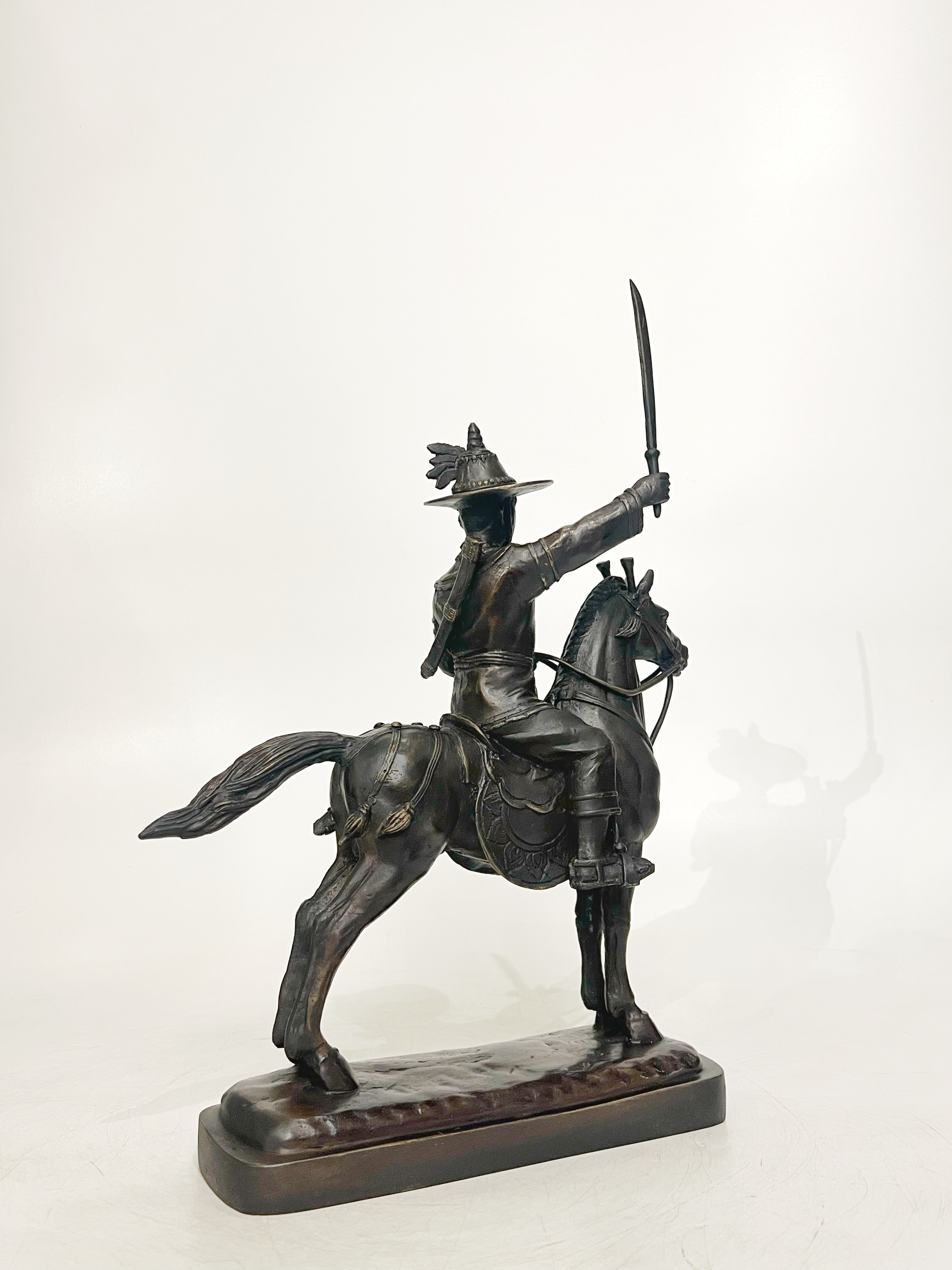 พระเจ้าตากสินมหาราช ทรงม้า หน้าตัก 5 นิ้ว