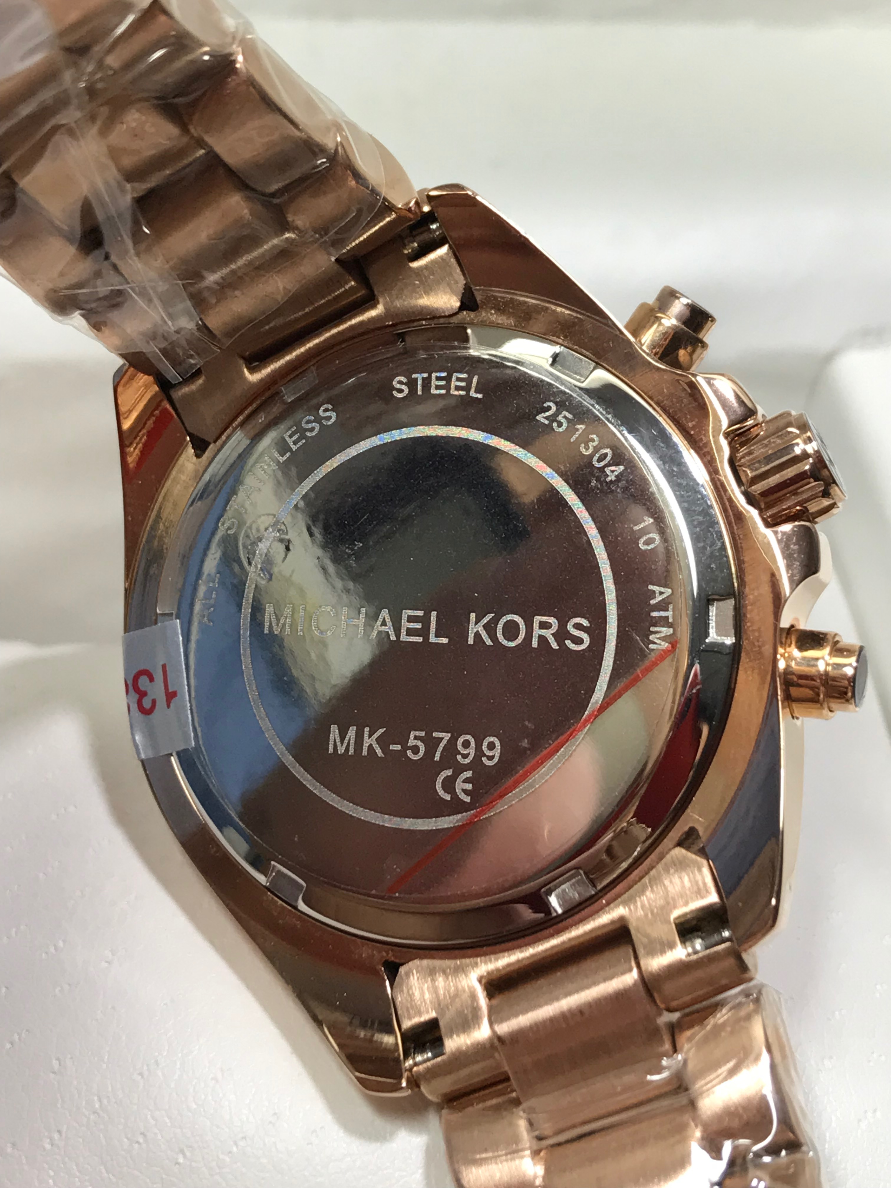 Michael Kors (MK)
