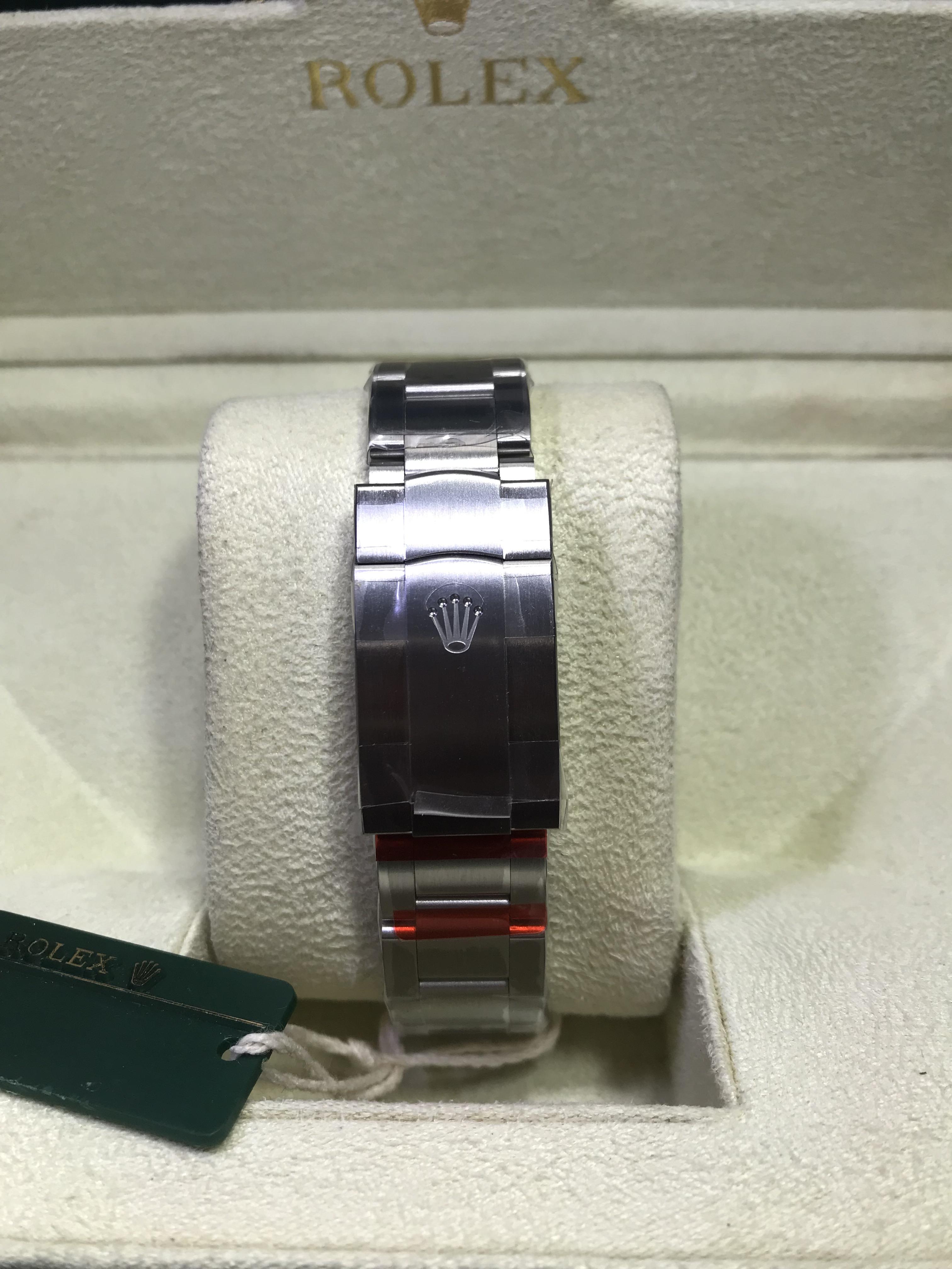 Rolex Oyster Perpetual (Swiss EW)