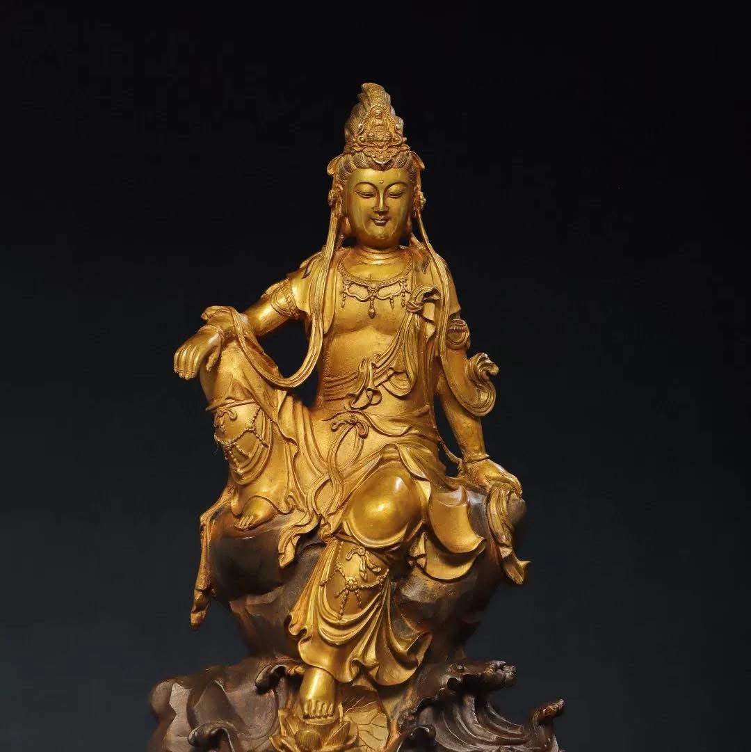 Pre-Order : พระอวโลกิเตศวร พระโพธิสัตว์กวนอิม เจ้าแม่กวนอิม สูง 46 cm
