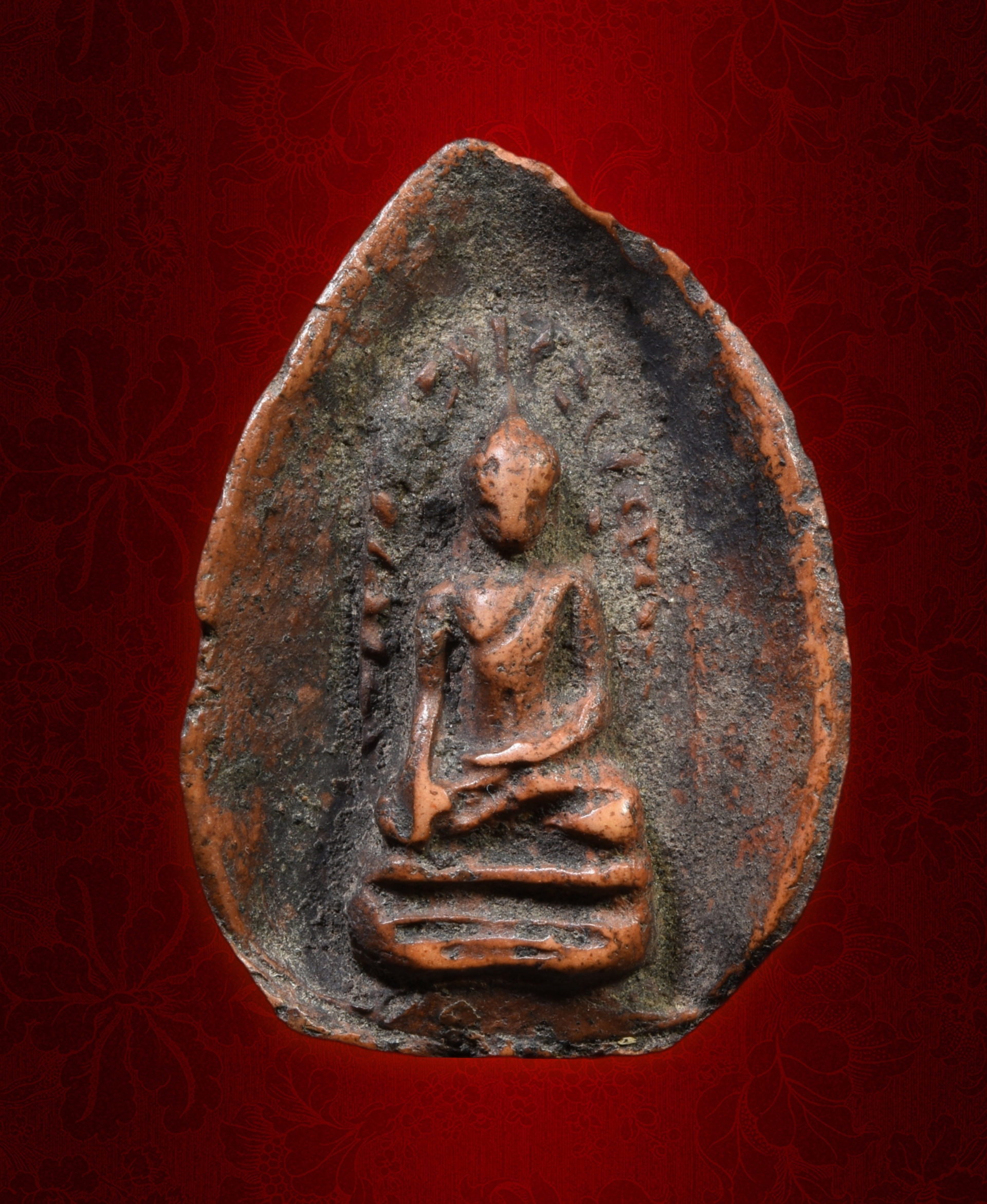 พระรอดใบโพธิ์ เนื้อดิน