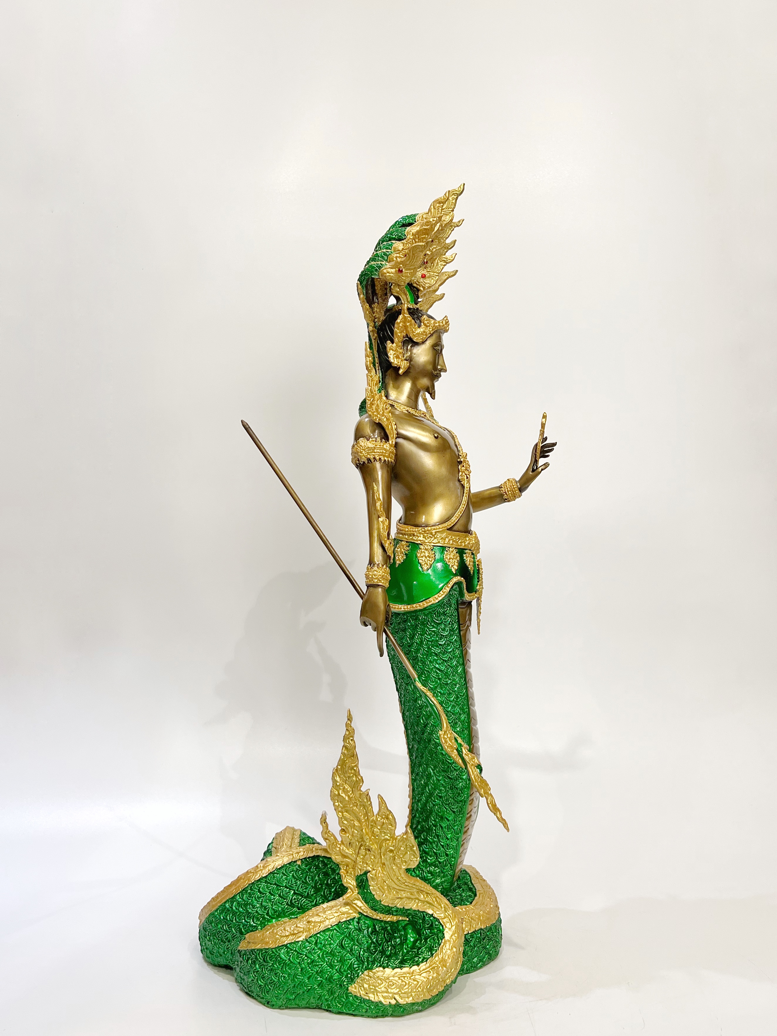 ปู่ ย่า นาคราช หน้าตัก 12 นิ้ว