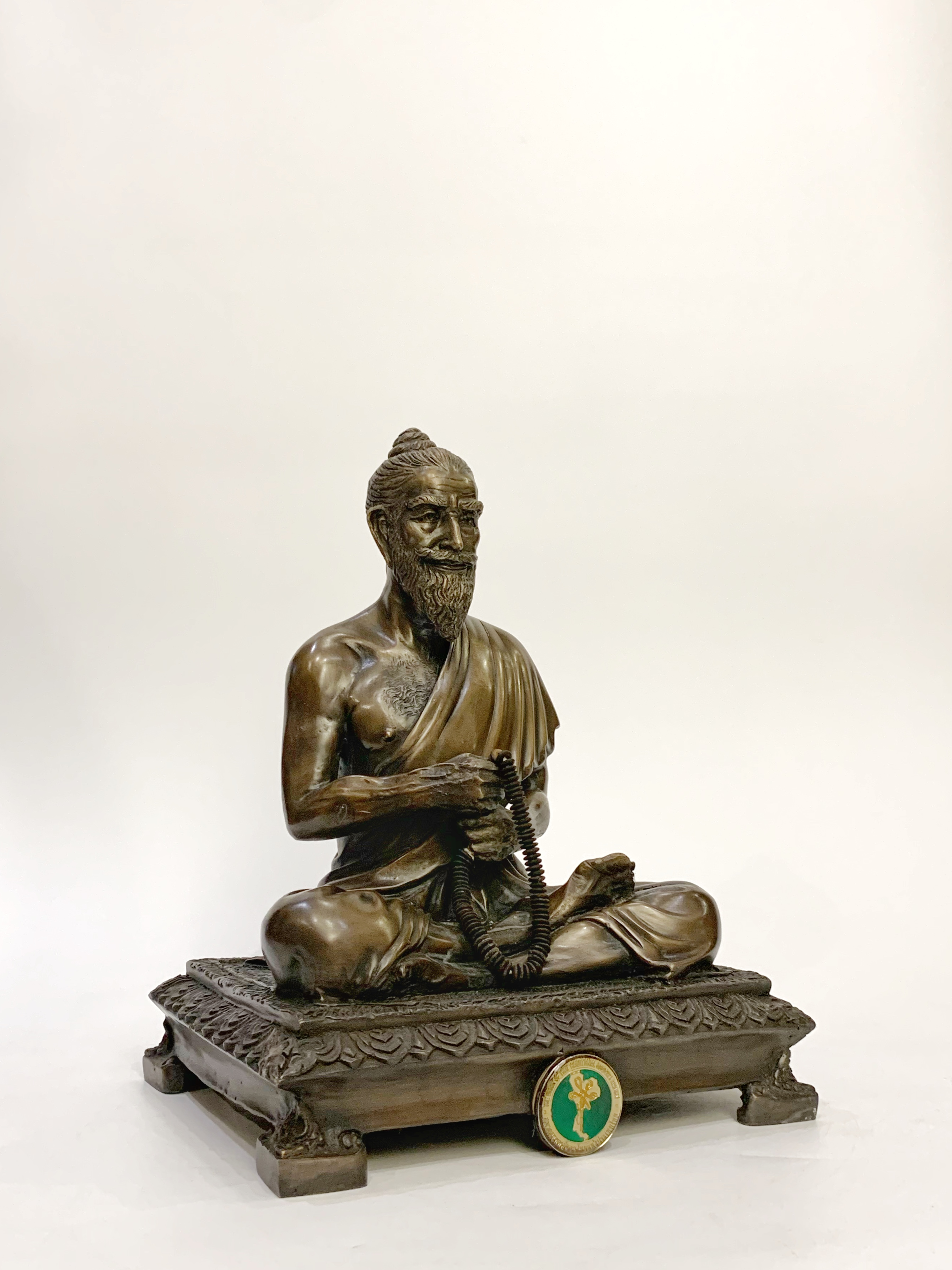 บรมครูหมอ ชีวกโกมารภัจจ์ หน้าตัก 9 นิ้ว