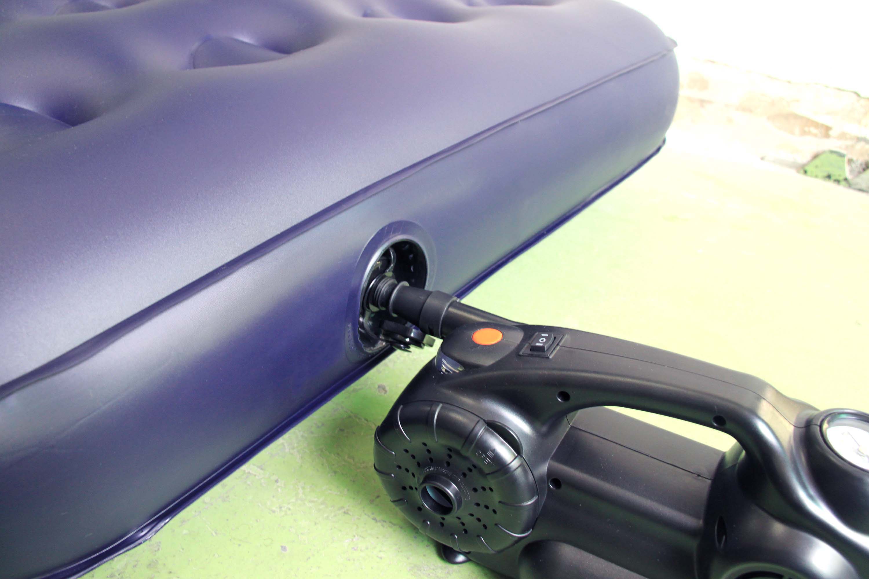 Youmay HT-750 Air Pump เครื่องสูบลมปั๊มเป่าลมยาง สำหรับหัวชาร์ทต่อในรถยนต์